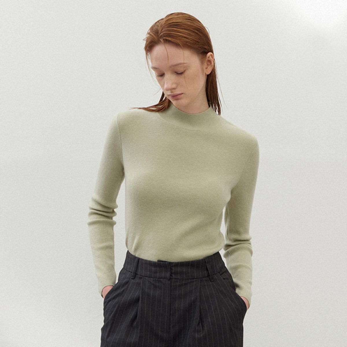 아틀리에 나인(ATELIER NAIN) (T-6976)ESSENTIAL RYAN WOOL HALF NECK KNIT