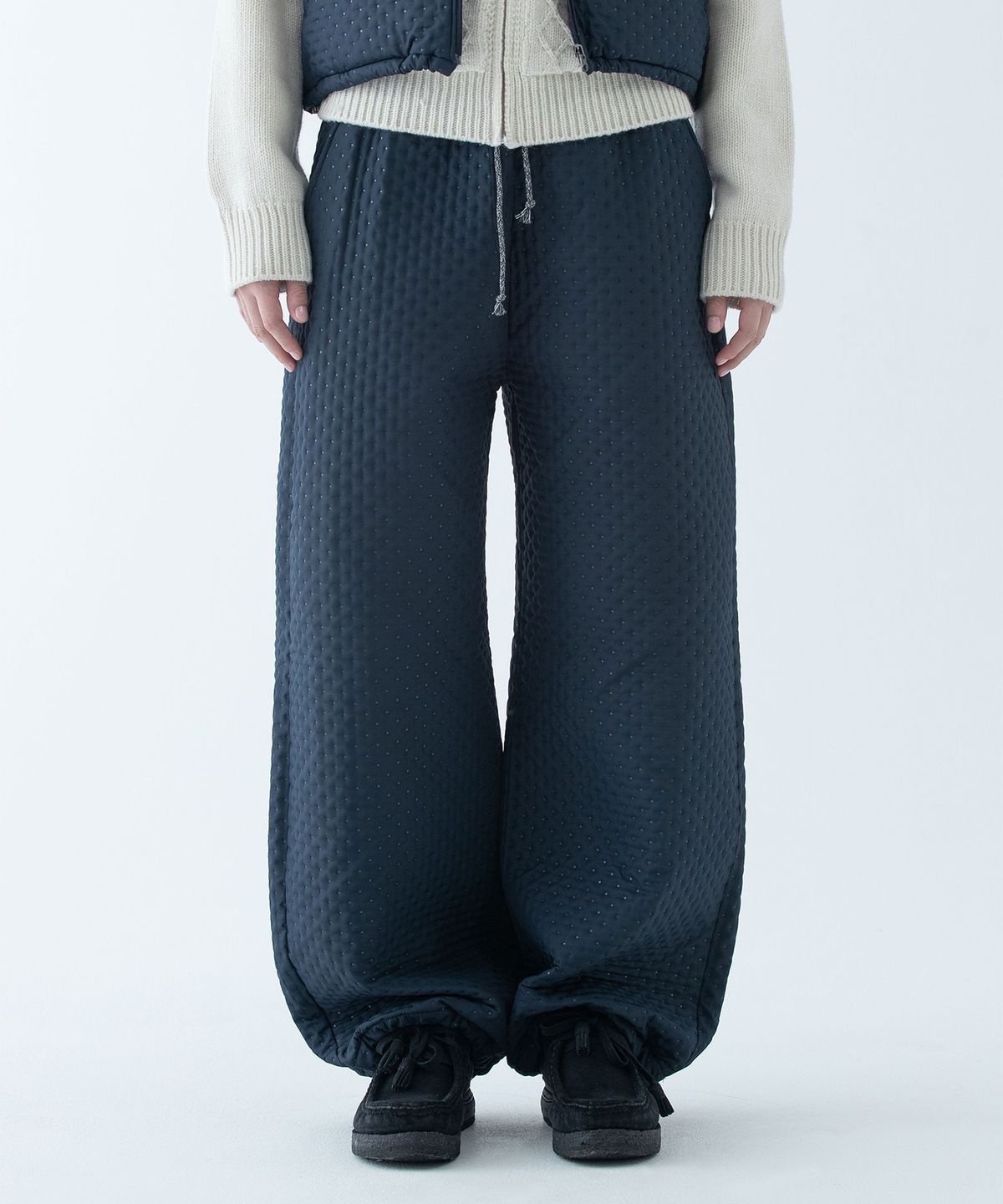 오헤시오(OHESHIO) DOT PADDING PANTS, NAVY