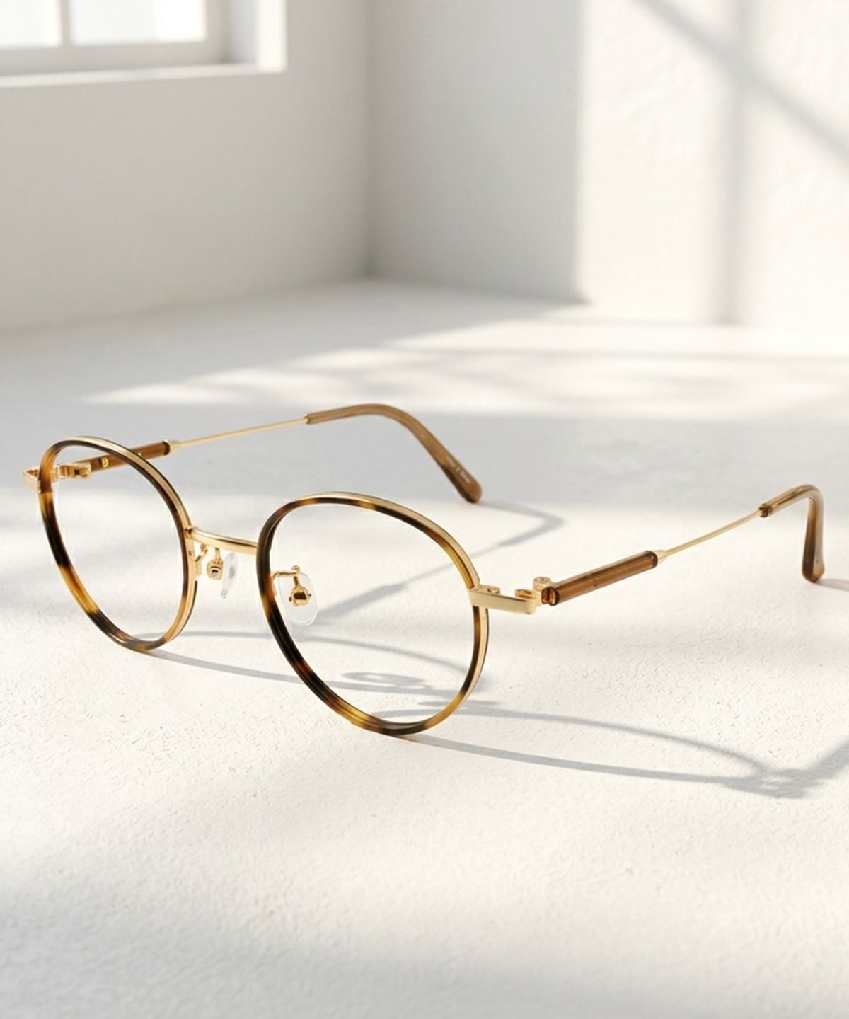 라이아이웨어(LIEEYEWEAR) SONIA-005
