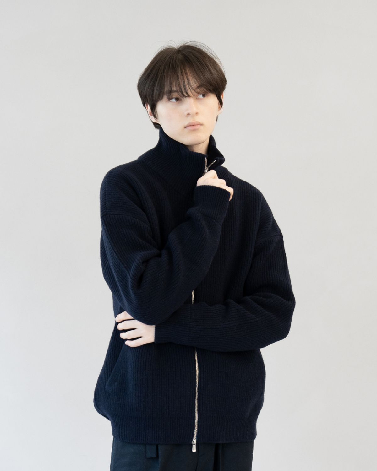 아스트레이(ASTLAY) Excella Lambswool Knit zip-up (Dark Navy)