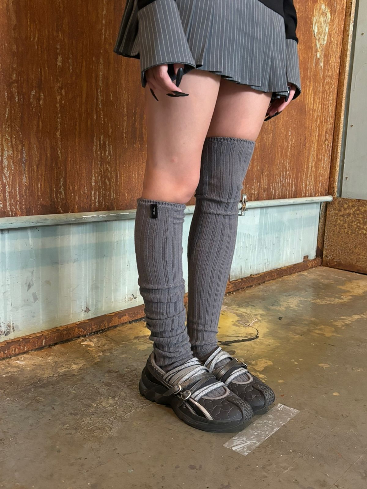 비엔프롬(BNFROM) From knee socks (Gray)