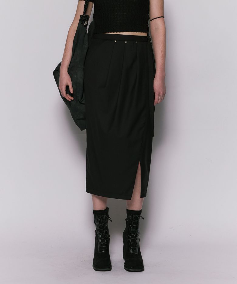 THREE TUCK GURKHA SKIRT BLACK