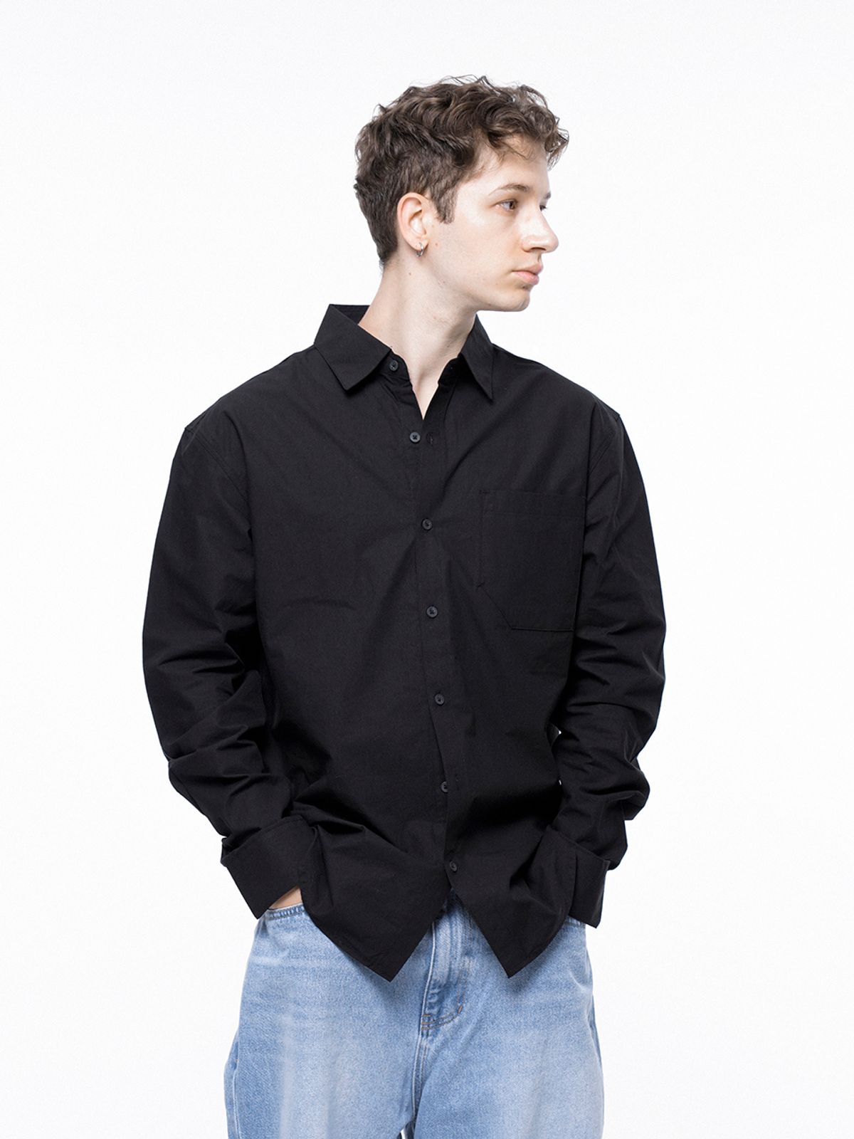챈세스노이(CHANCE'S NOI) Standard Polygon Pocket Shirt - Black /M243SH01BK