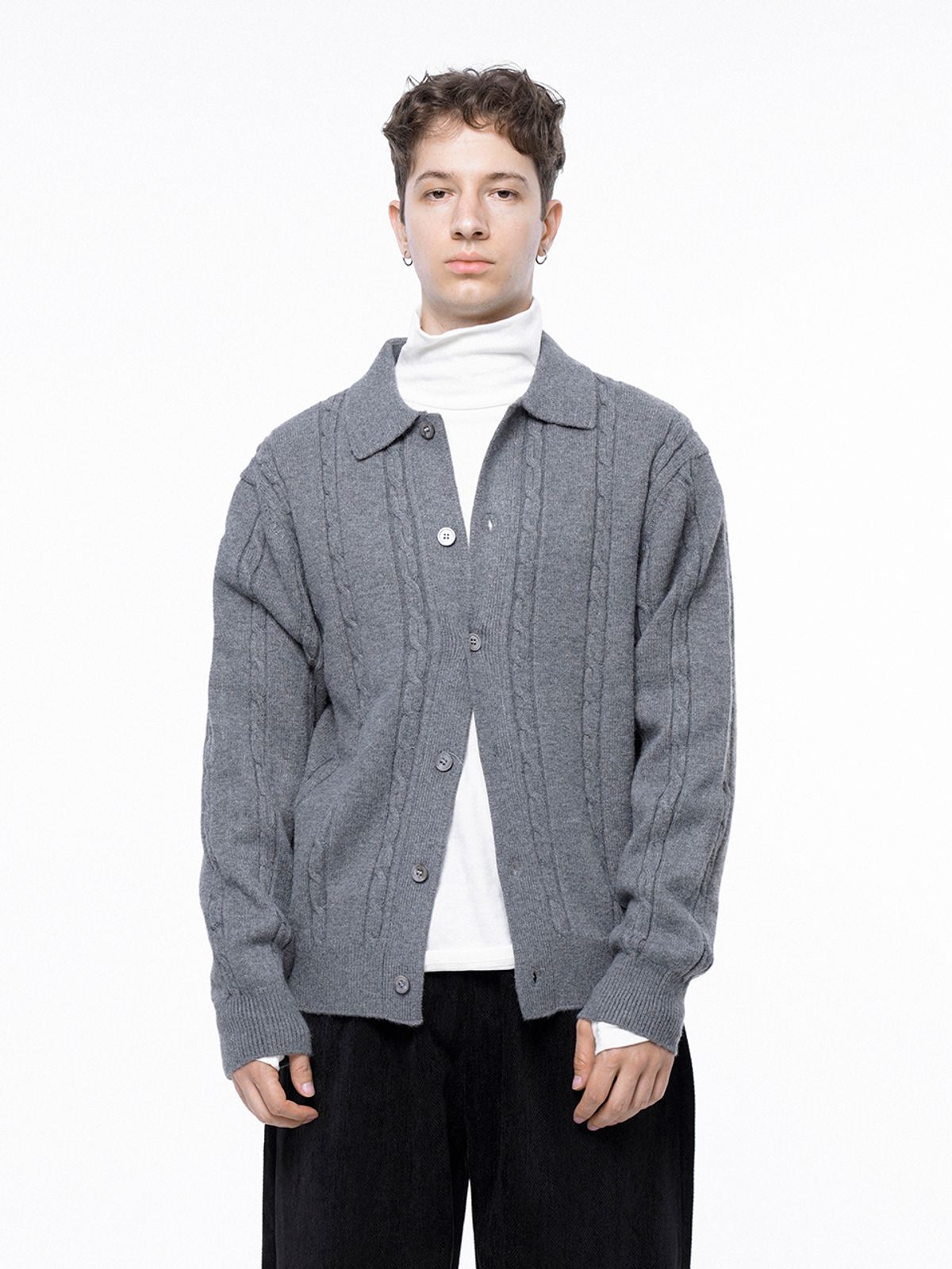 챈세스노이(CHANCE'S NOI) Dense Cable Collar-neck Cardigan - Gray /M243OT02GR