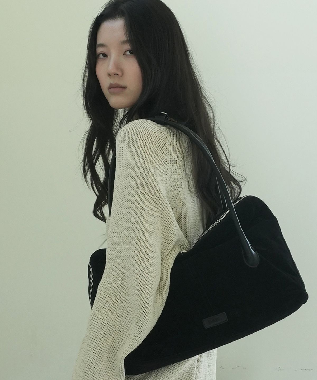 데누(DENU) Marmeldi Bag [Suede Black]