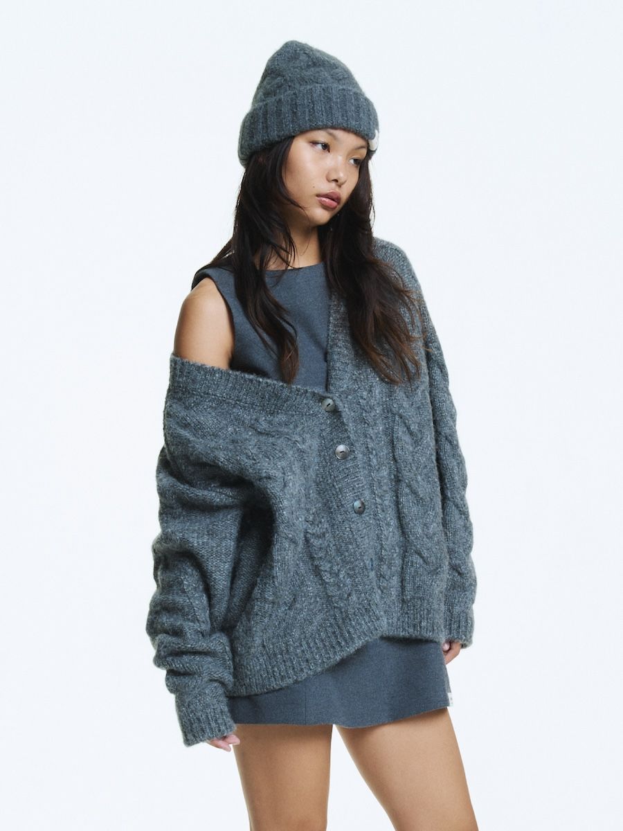 MUSINSA | GLOWNY G CABLE CARDIGAN (CHARCOAL)