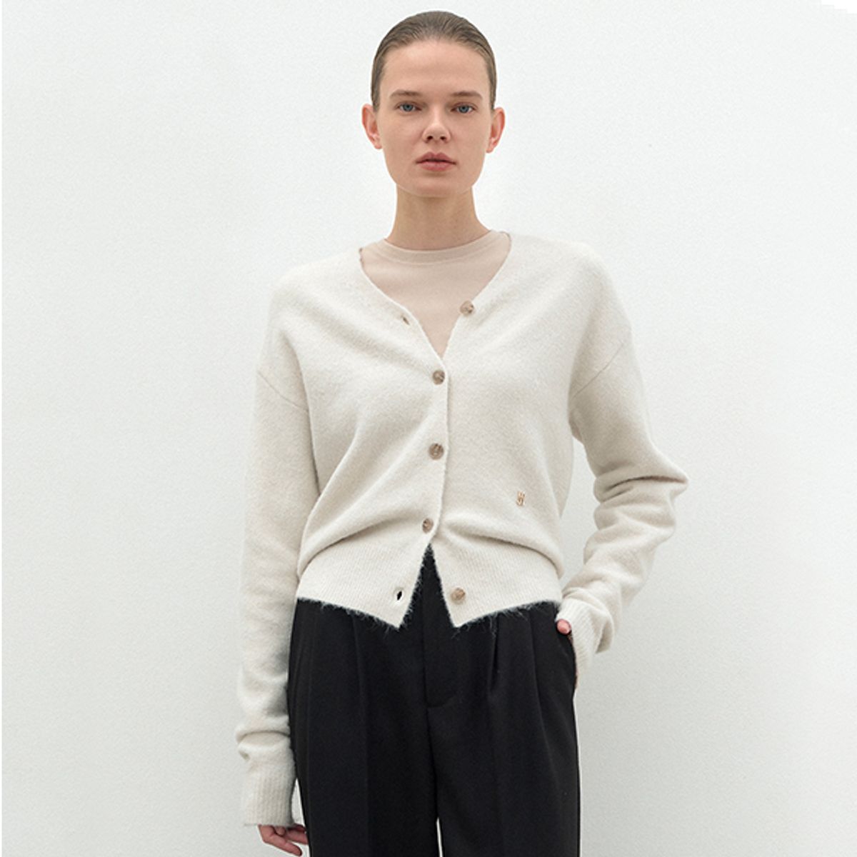 아틀리에 나인(ATELIER NAIN) ESSENTIAL WOOL CLOUD CARDIGAN(CD-2165)