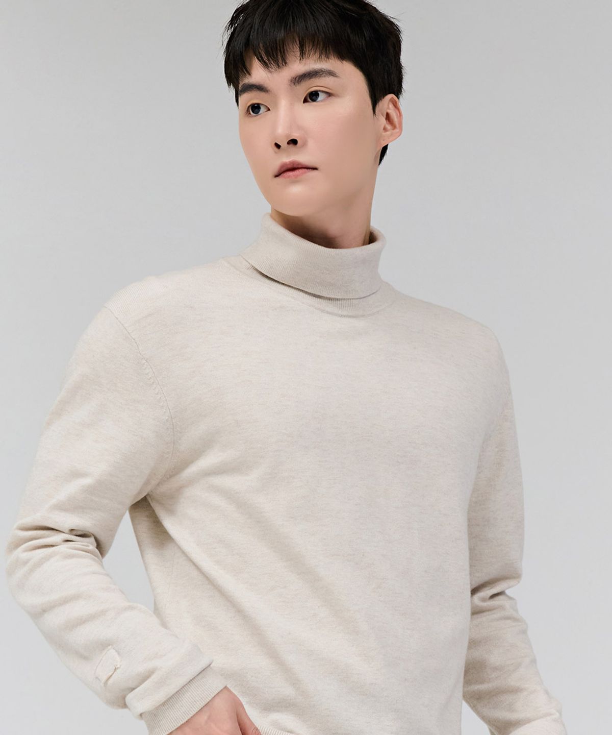 체이스컬트(CHASECULT) 남성 베이직 터틀넥 스웨터-DFRK5218D0M