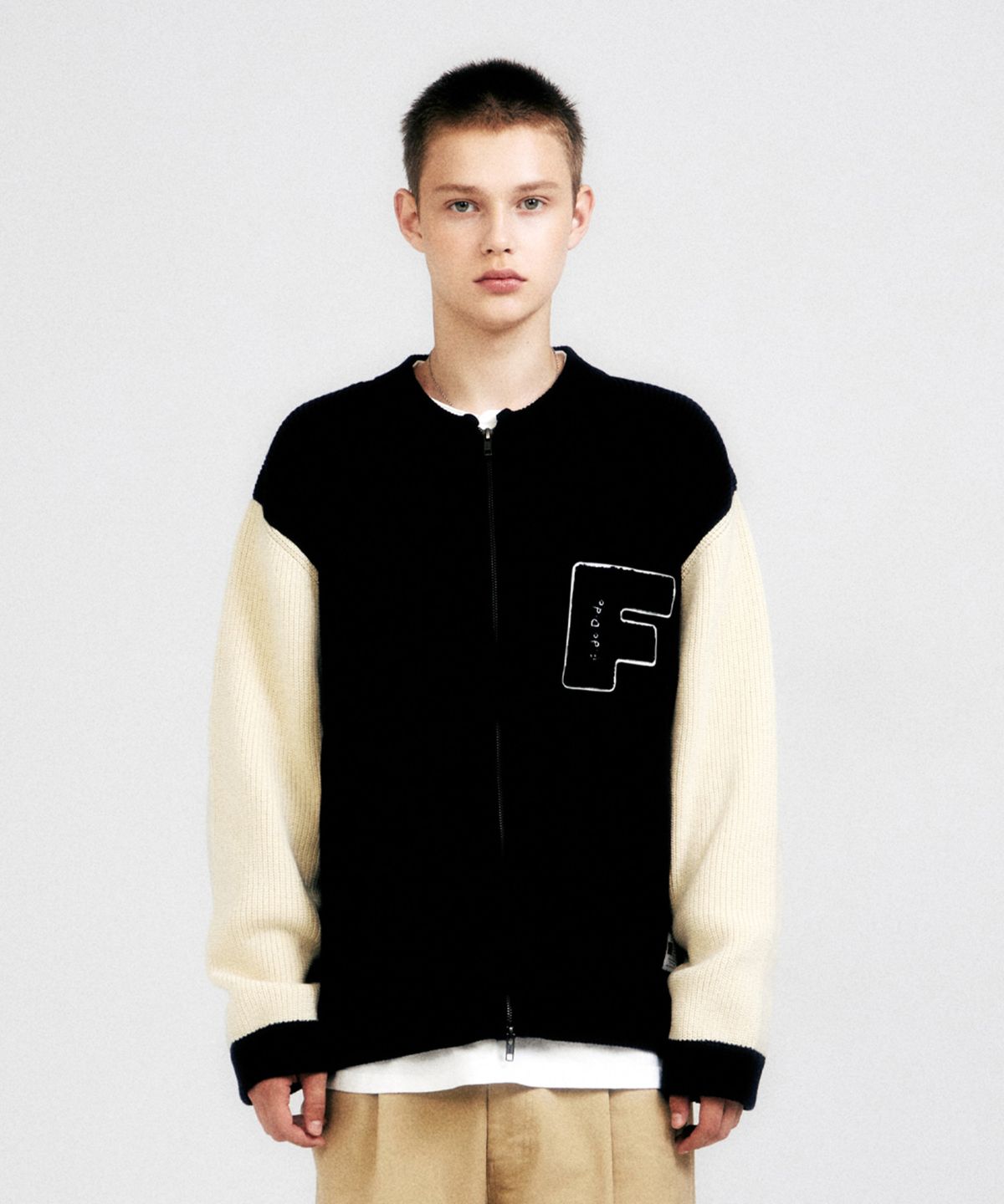 피도디도(FIDO DIDO) Boucle Logo Zip Cardigan Navy