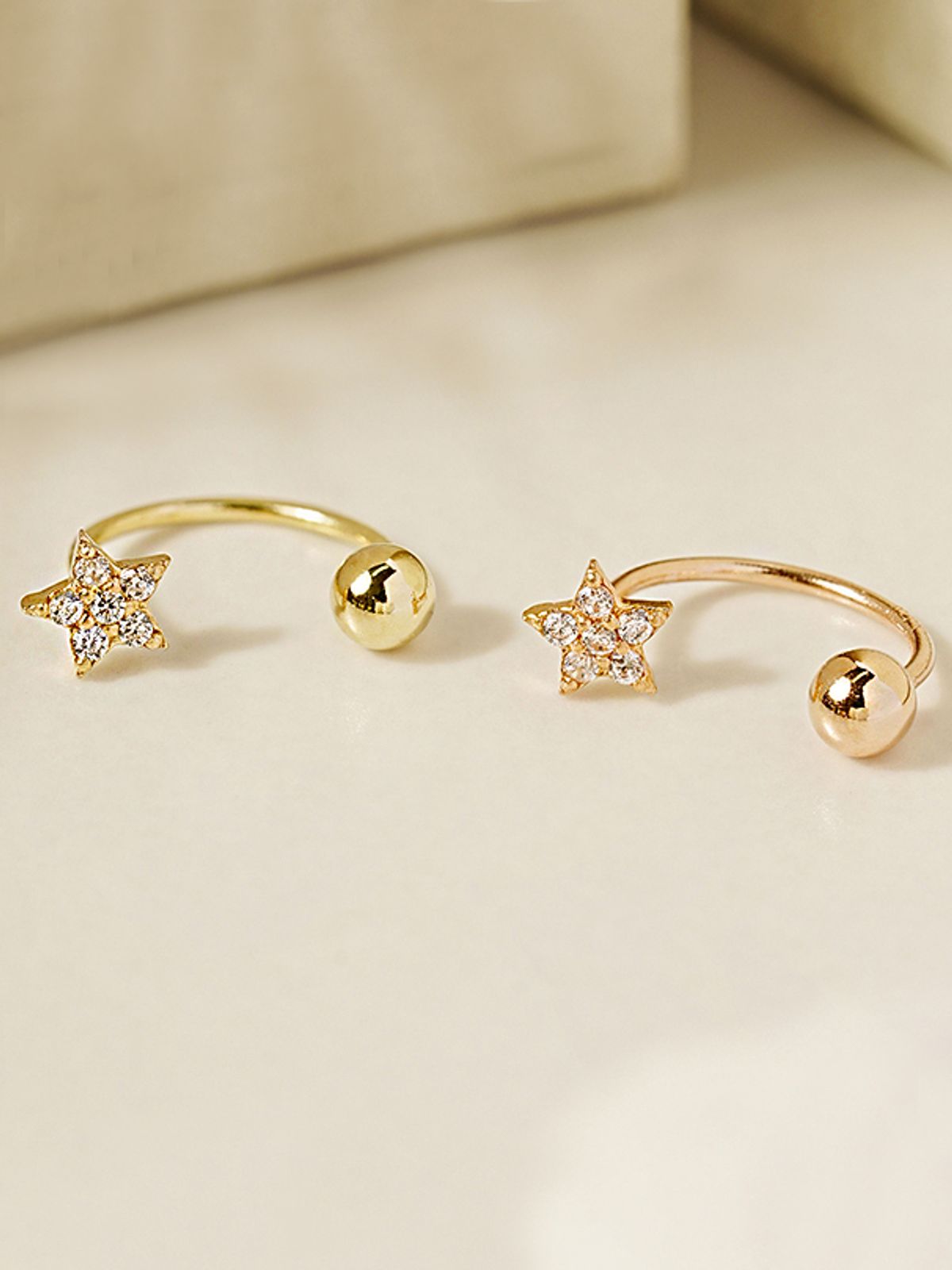 미니멀피어싱(MINIMALPIERCING) 14K 큐빅 별 커브 링 피어싱 귀걸이