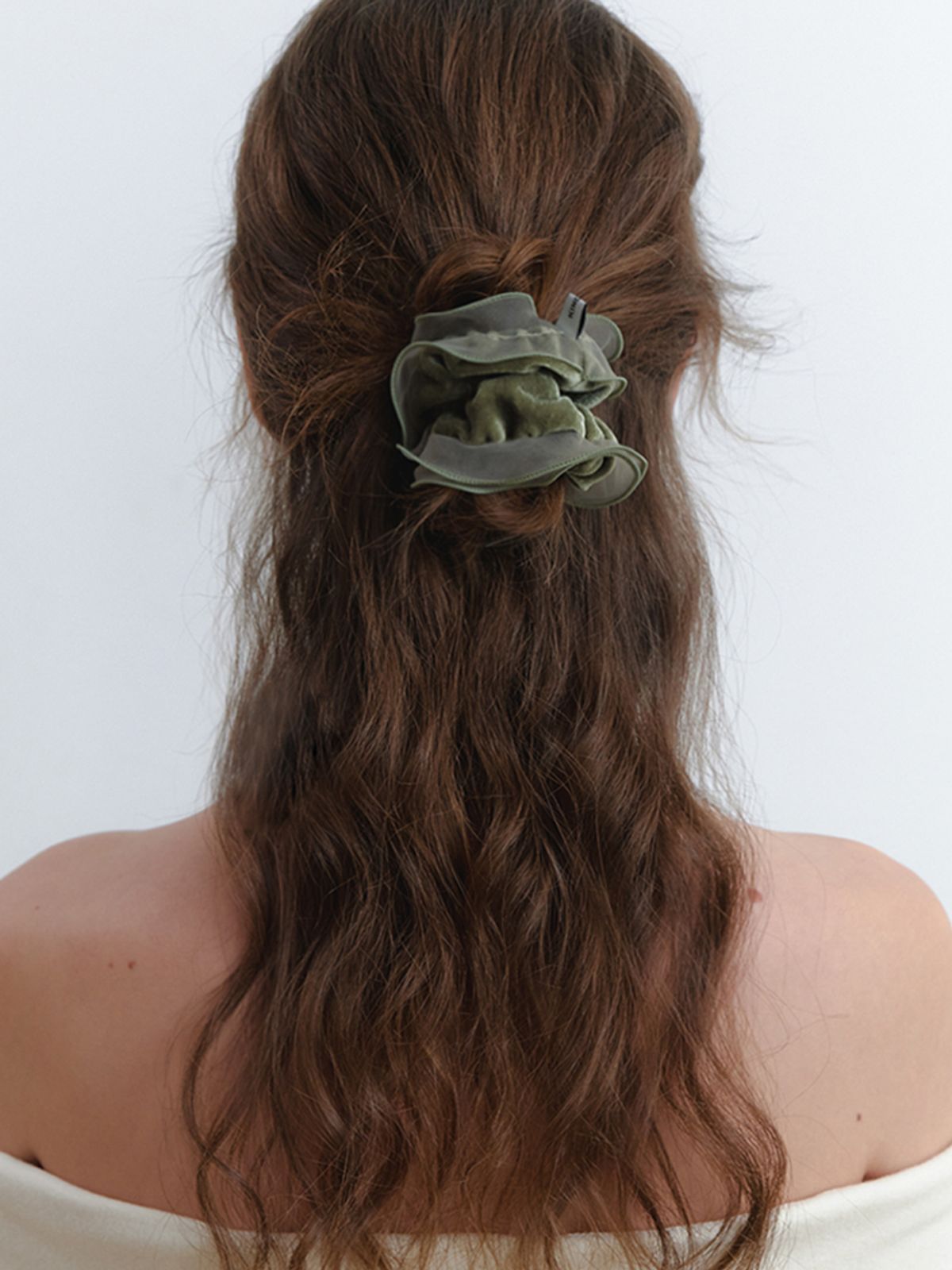 카인더베이비(KINDABABY) velvet romatic mesh lace scrunch - khaki