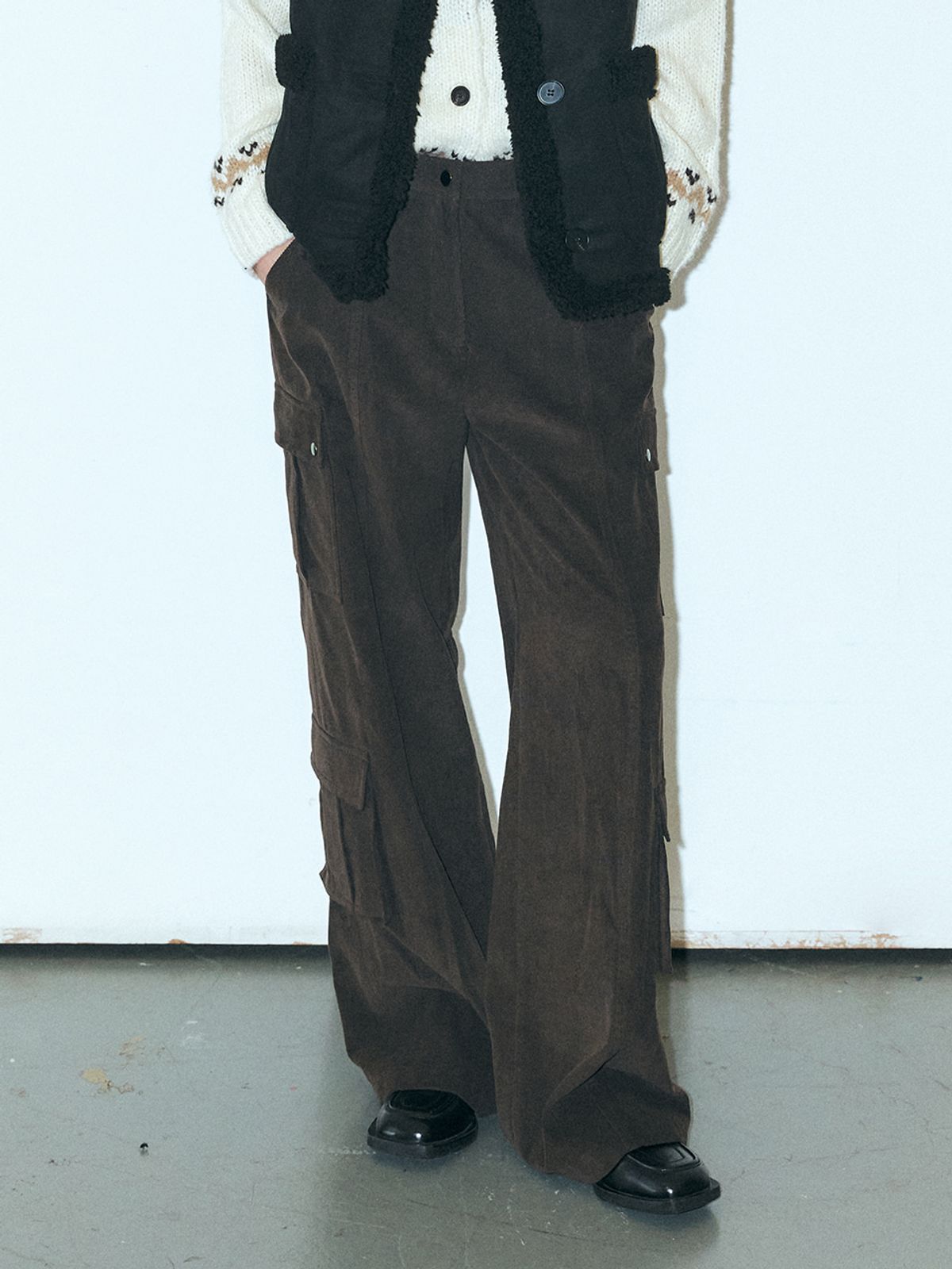 에트몽(ETMON) Corduroy Stud Pocket Pants, Brown