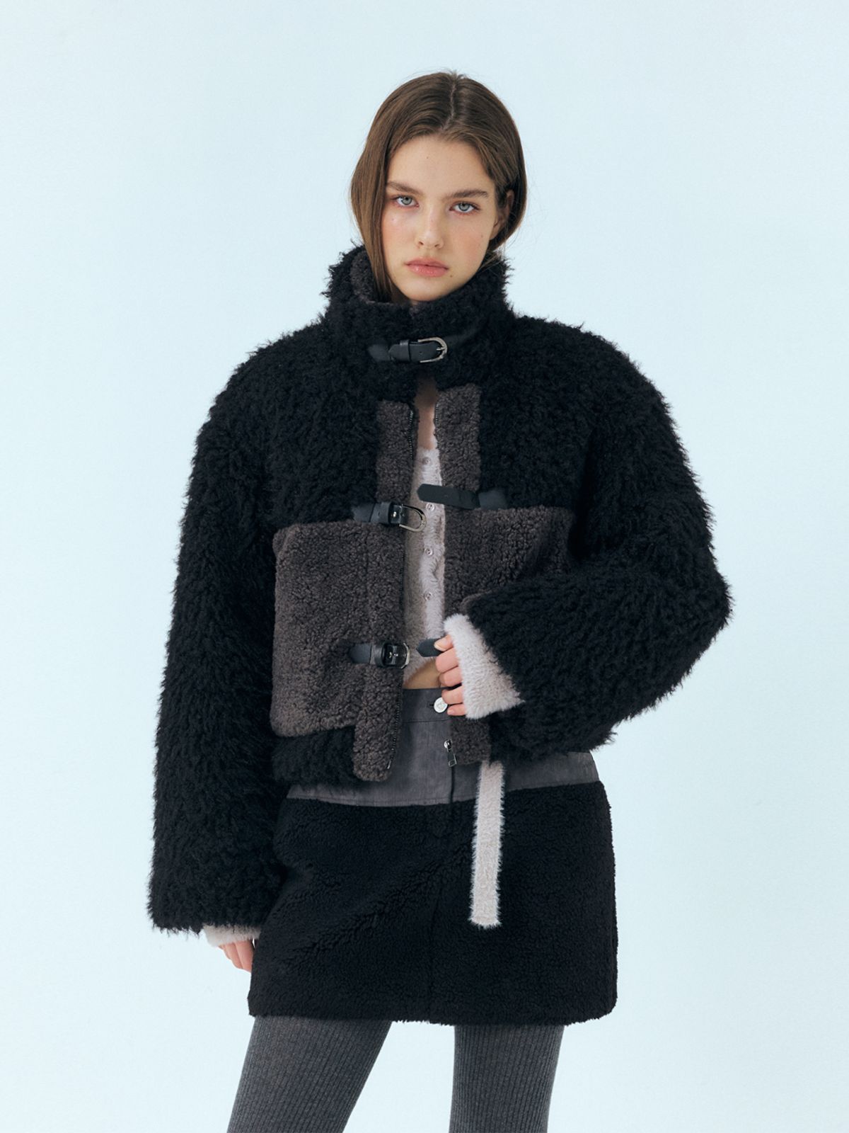 에트몽(ETMON) Mixed Shearling Mustang Coat, Black