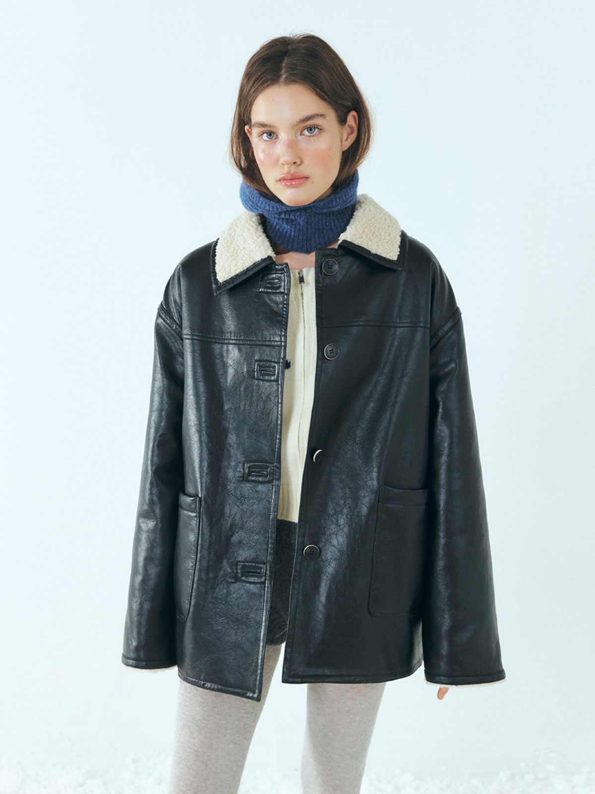 에트몽(ETMON) Reversible Leather Mustang Coat, Black