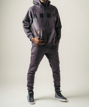 K9 소프트 피치 로고 스웨트 팬츠 차콜