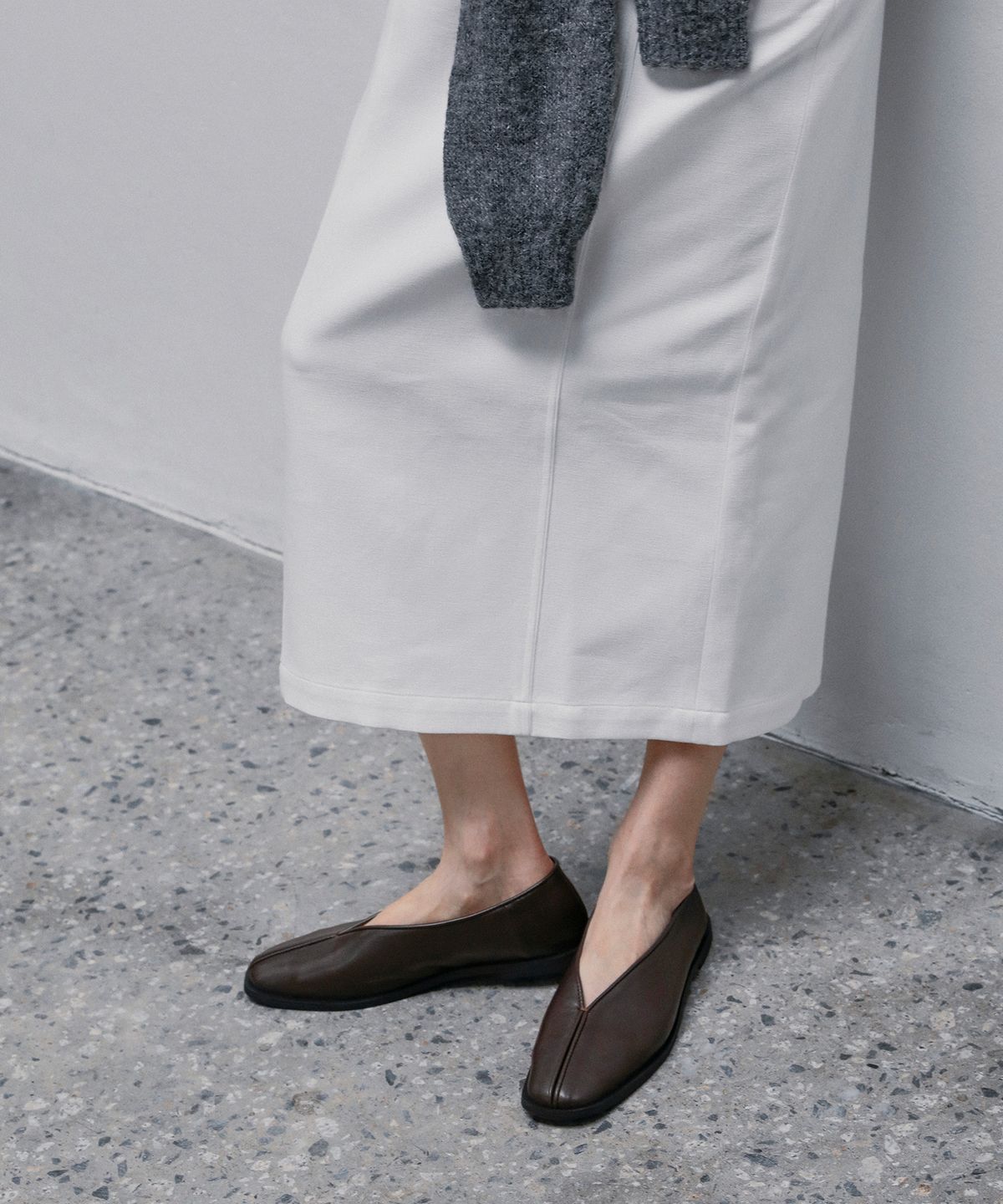 에퓨레(EPURE) ODE V-Cut Flats (2color)