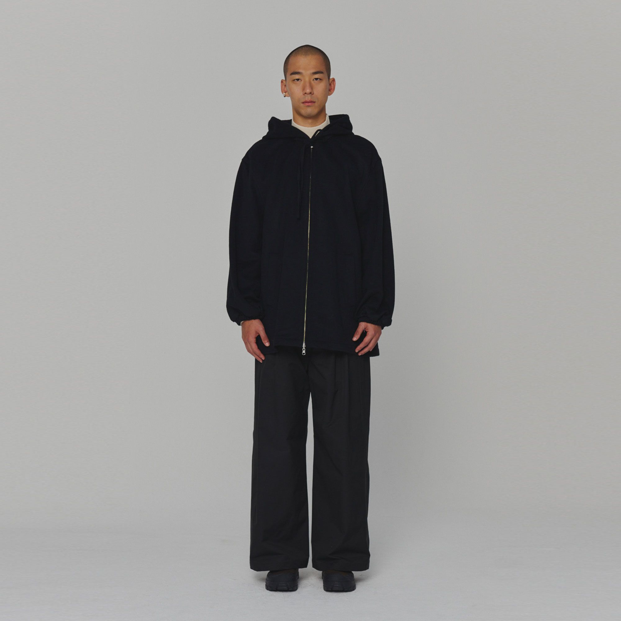 MUSINSA公式 | AMOMENTO WOOL ZIP UP PONCHO (2COLORS)