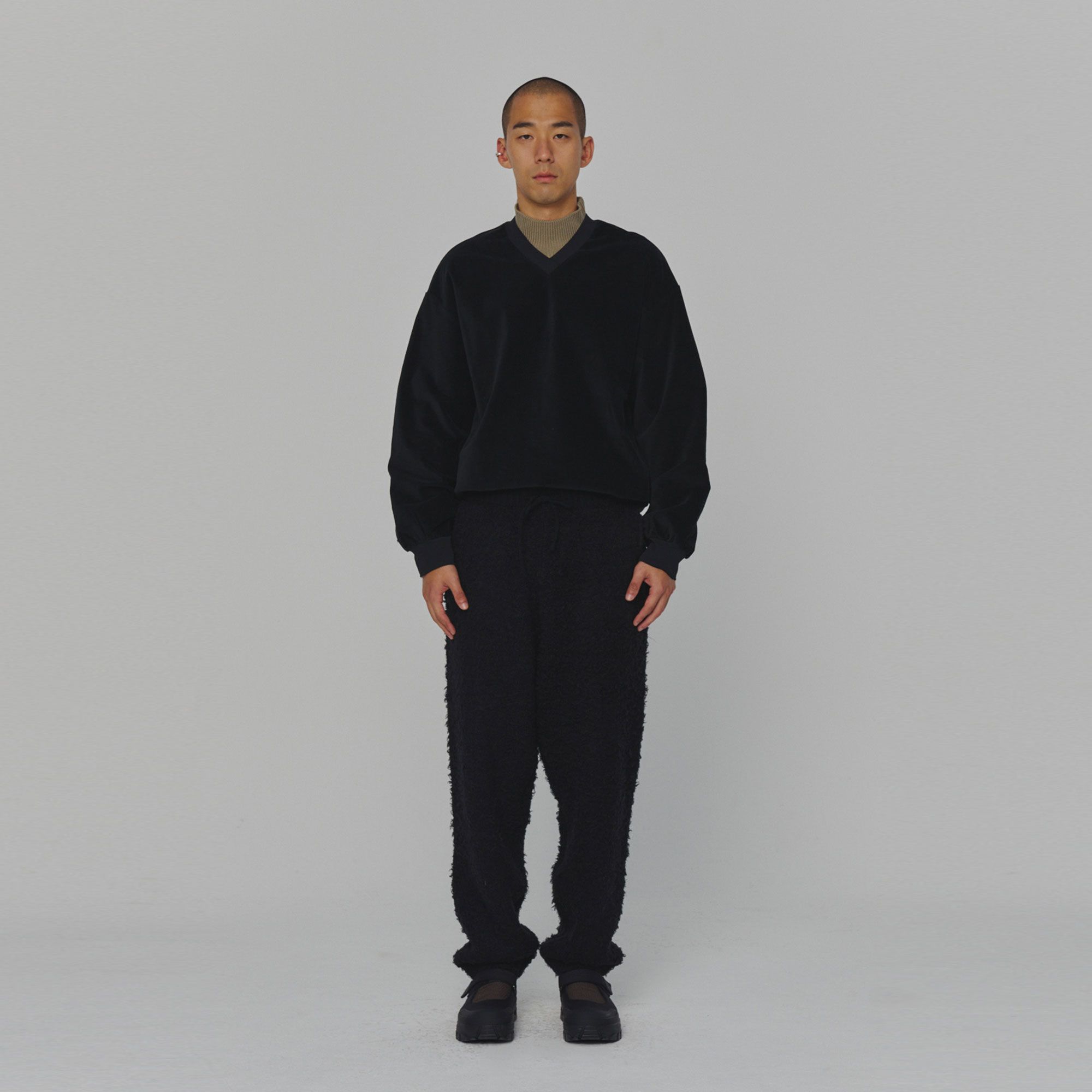 AMOMENTO VELVET V-NECK PULLOVER 水色 L MUSINSA公式 | AMOMENTO VELVET V-NECK PULLOVER (3COLORS)