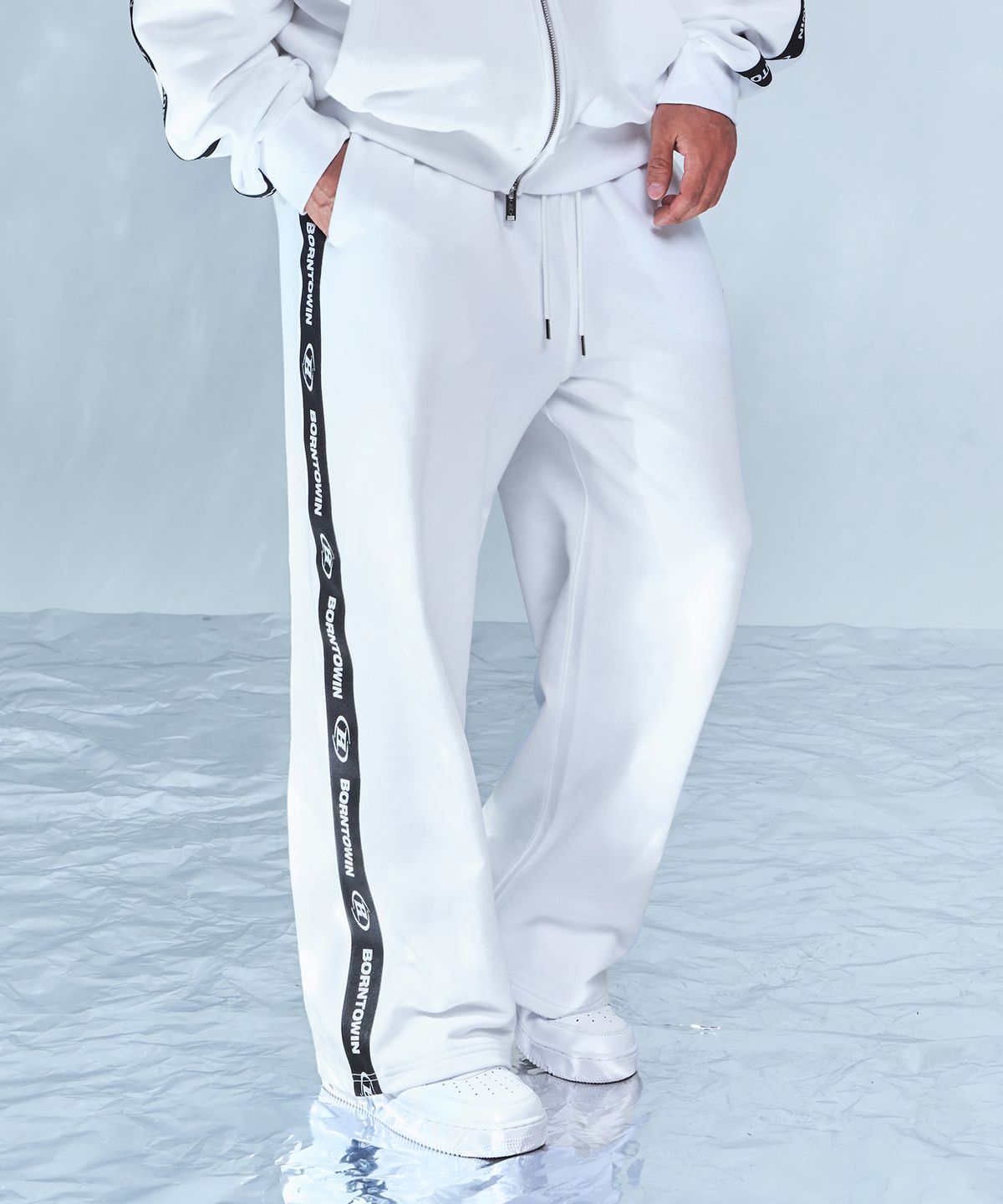 본투윈(BORN TO WIN) CHROME B BLACK LINE WIDE PANTS [WHITE]