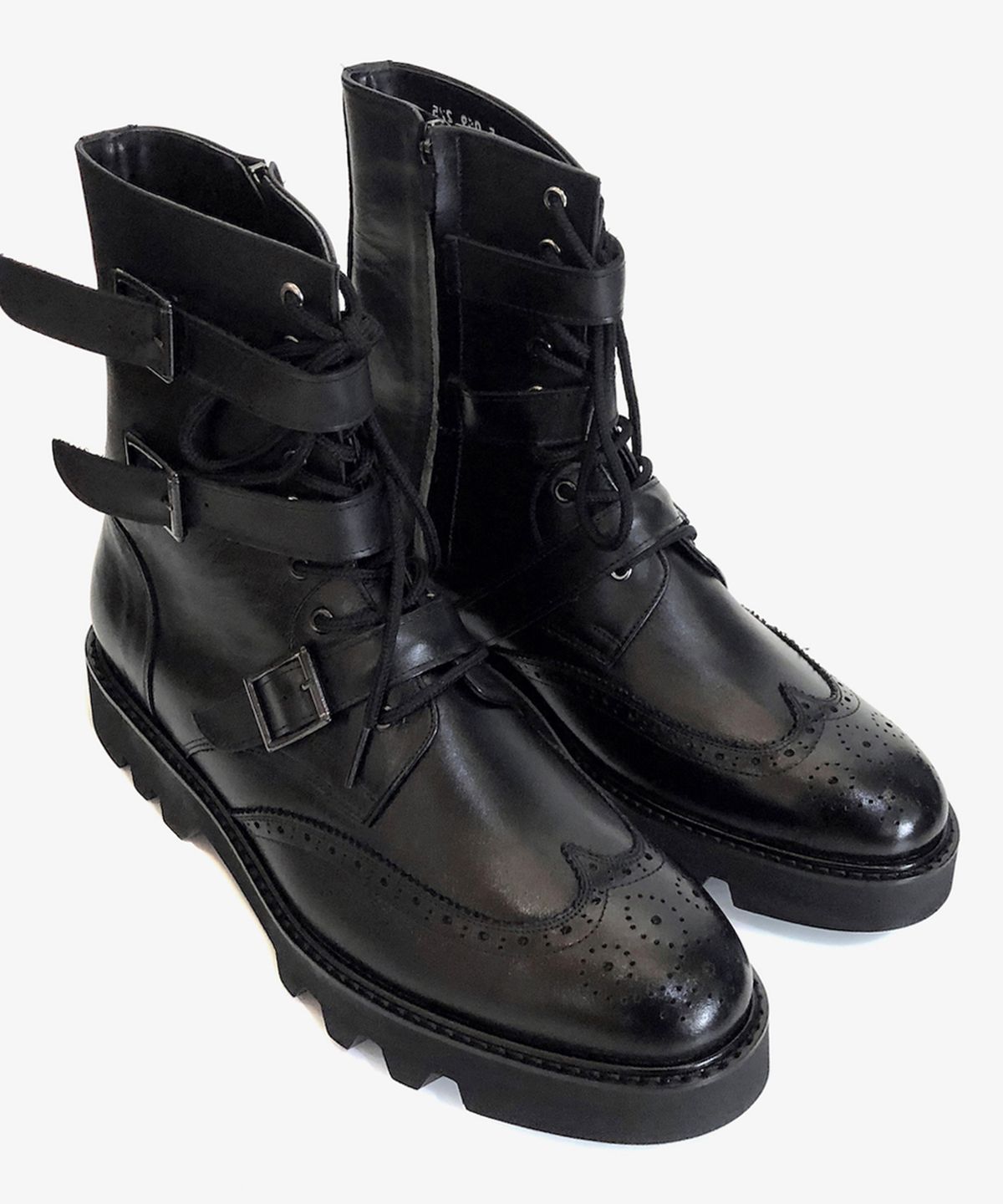 조앤슈(JOENSHOE) 매그넘 3버클 윙팁 워커 부츠 블랙