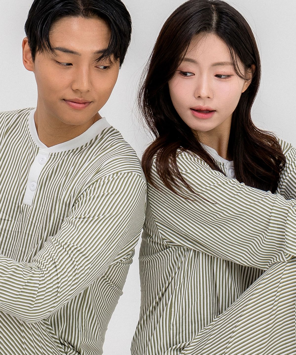 에이원(AONE) [SET] 커플 피치기모 클래식 라인 라운드 잠옷