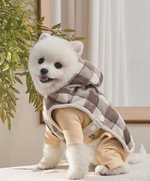 강아지옷 체크판초 브라운