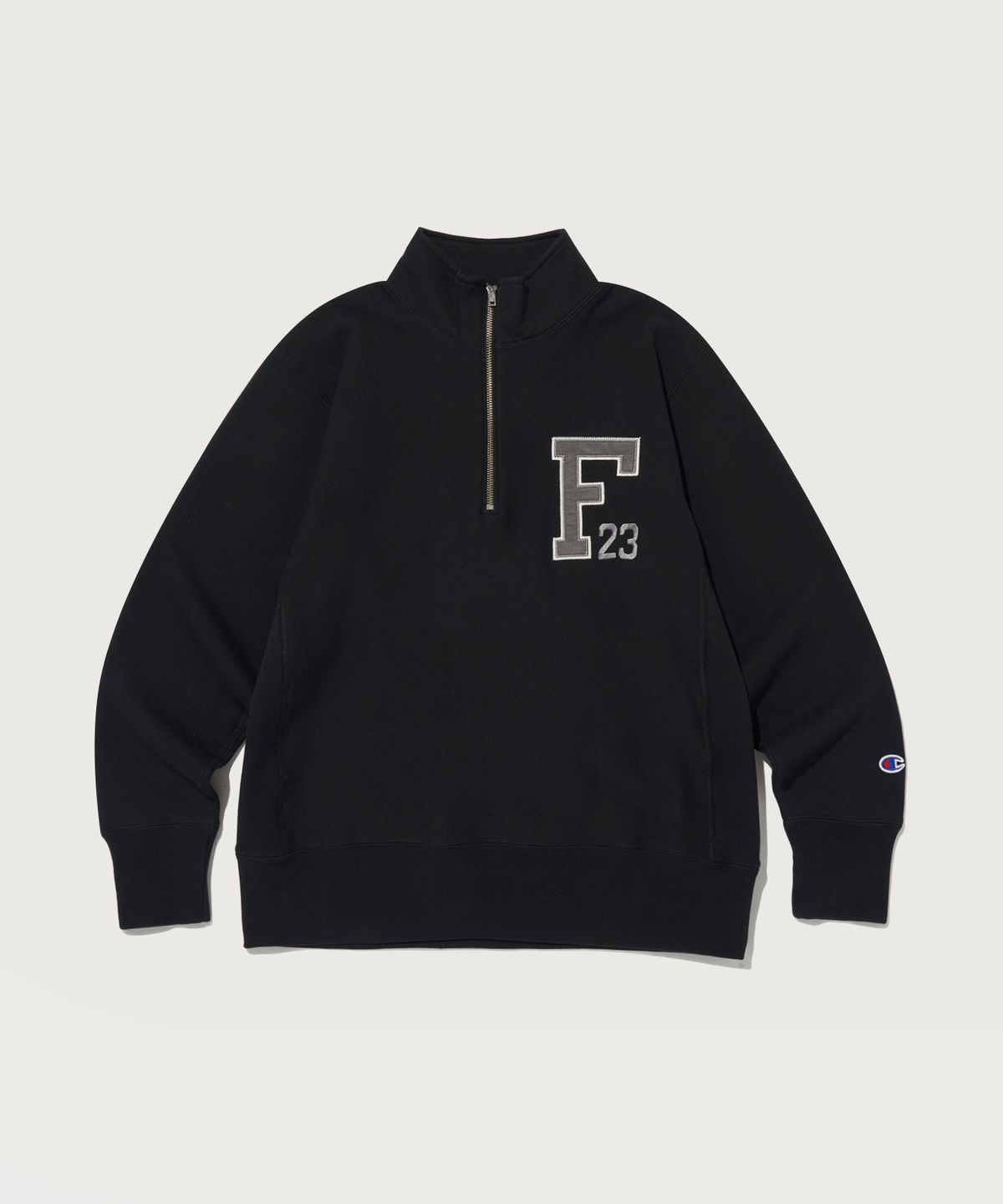 챔피온(CHAMPION) 리버스위브 블루택 루즈핏 하프 집업 스웨트셔츠 Black