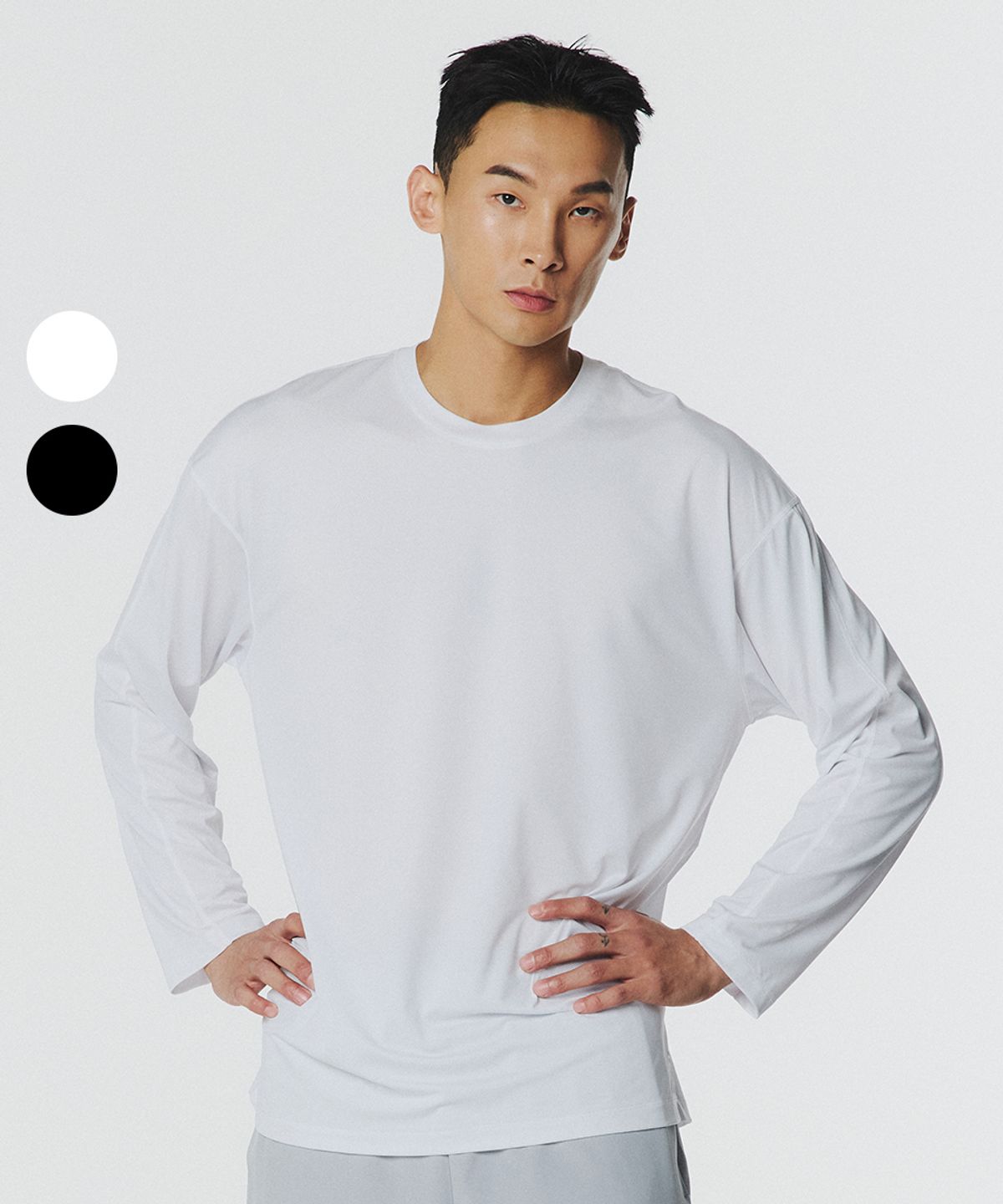 무신사 스탠다드 스포츠(MUSINSA STANDARD SPORTS) 메쉬드라이 루즈핏 롱슬리브 (2color)