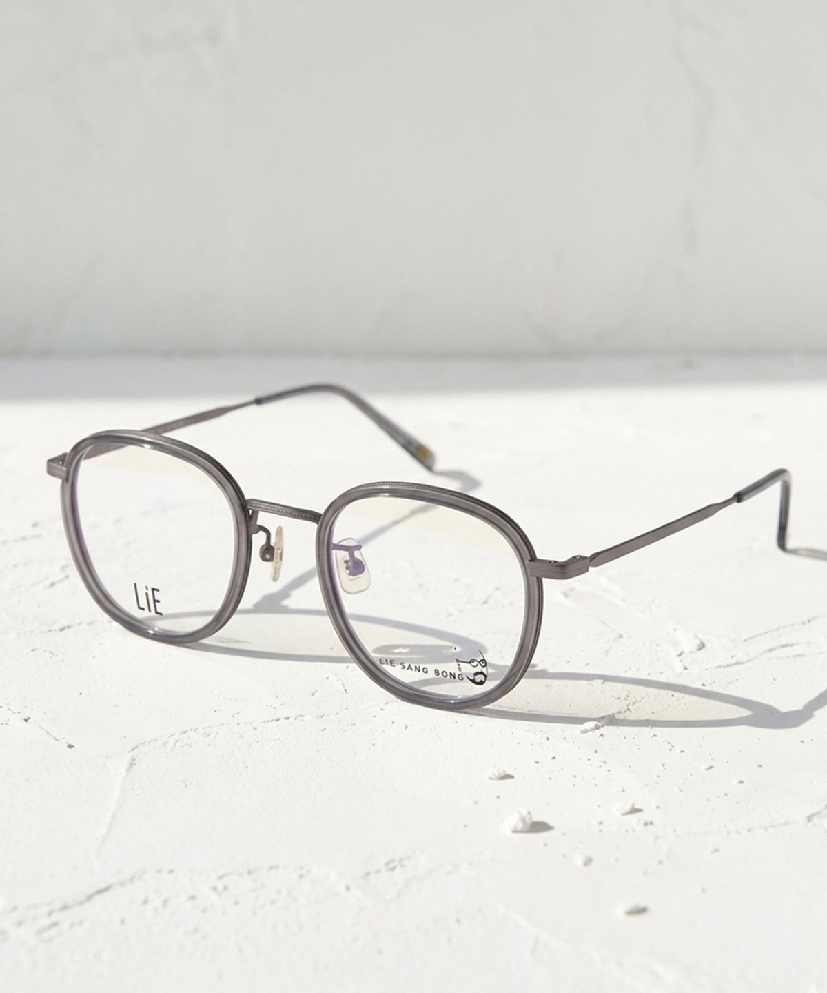 라이아이웨어(LIEEYEWEAR) LEO131-002