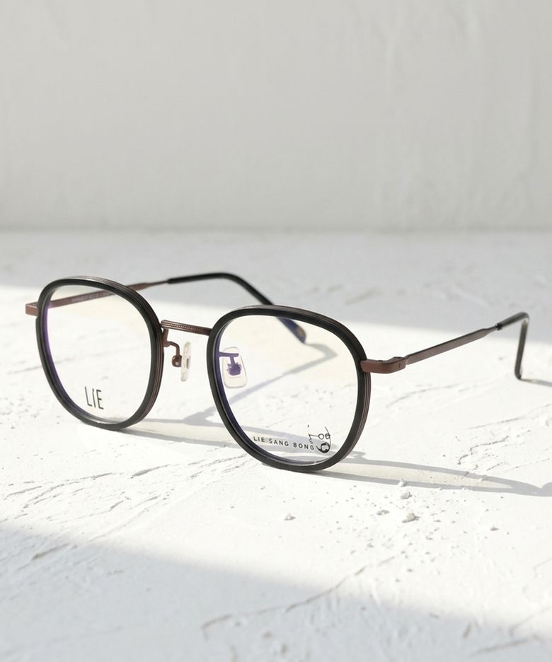 LEO131-003
