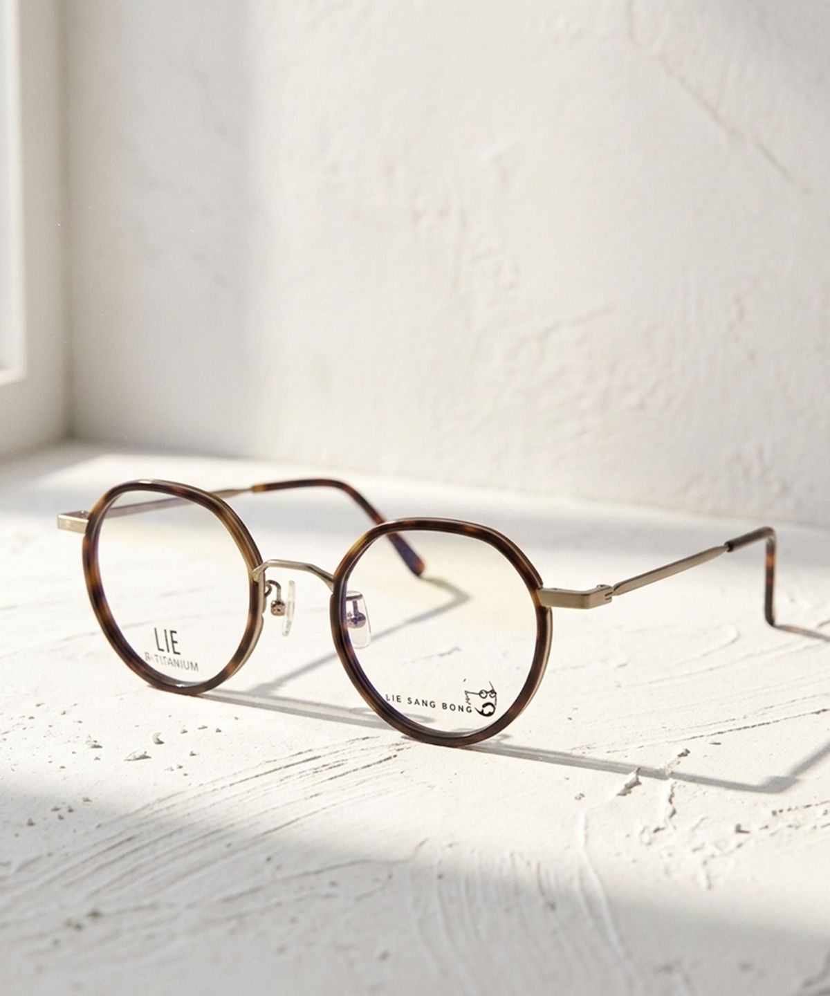라이아이웨어(LIEEYEWEAR) LEO132-003