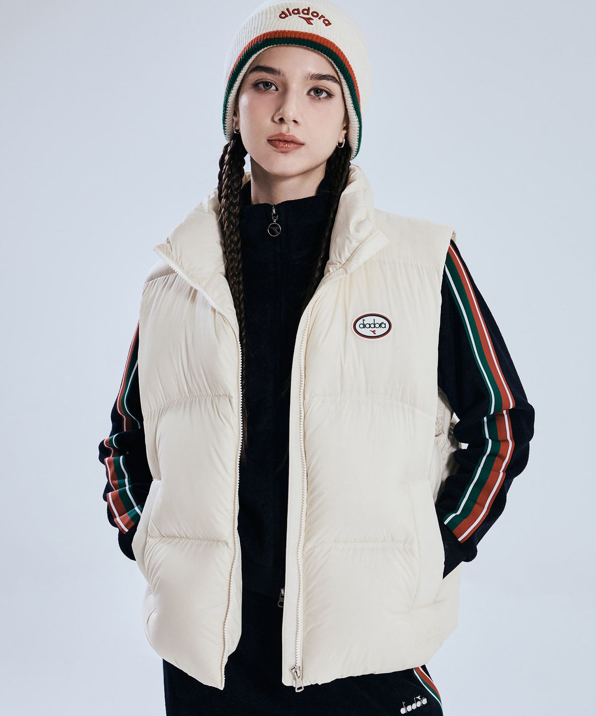 디아도라(diadora) 베라피우마 푸퍼 패딩 베스트 IVORY