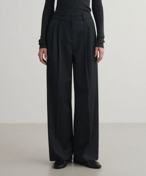 (우먼)울 투턱 세미 와이드 슬랙스 차콜