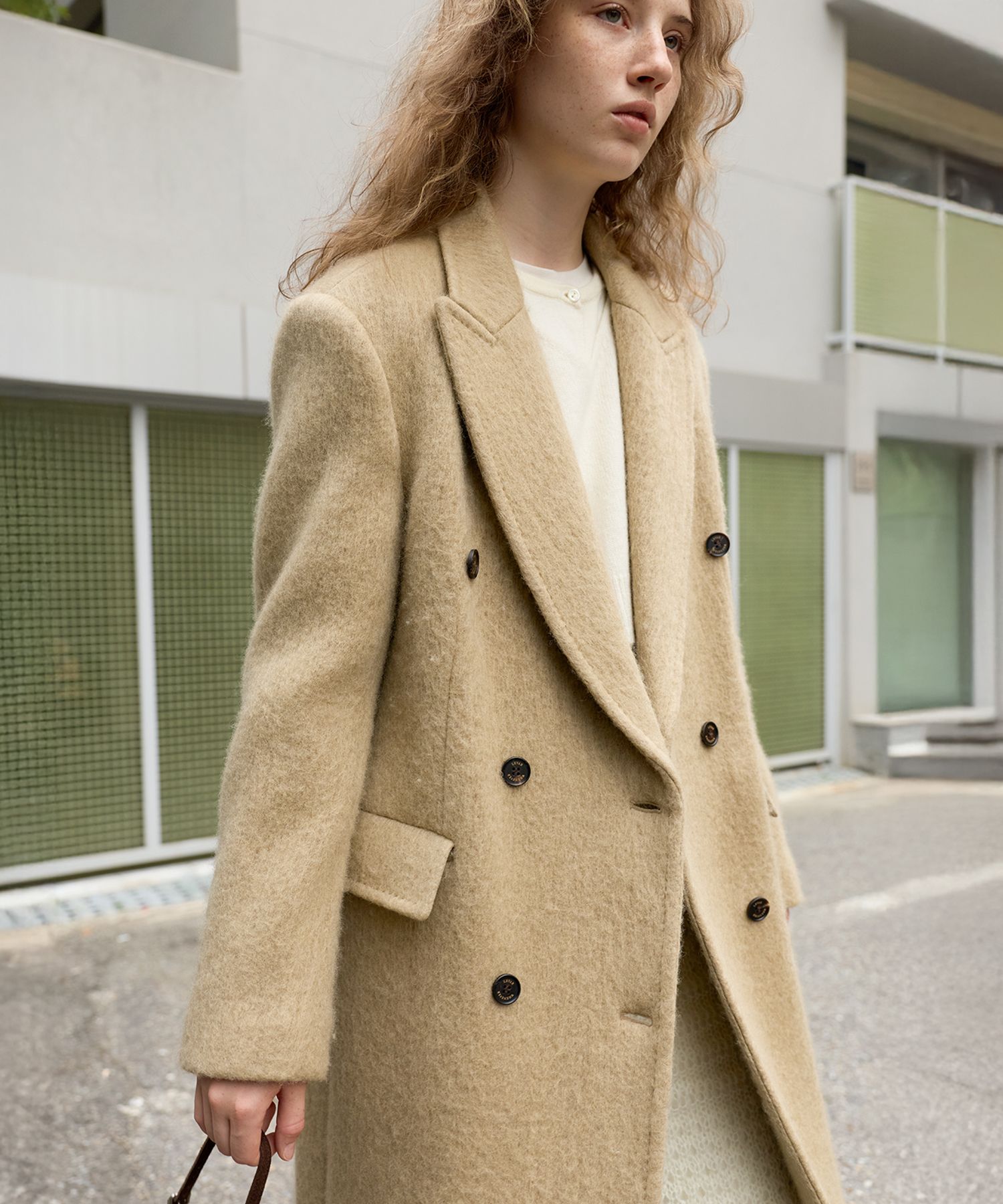 MUSINSA公式 | LEVAR Hairy Alpaca Blended Classic Coat - Beige