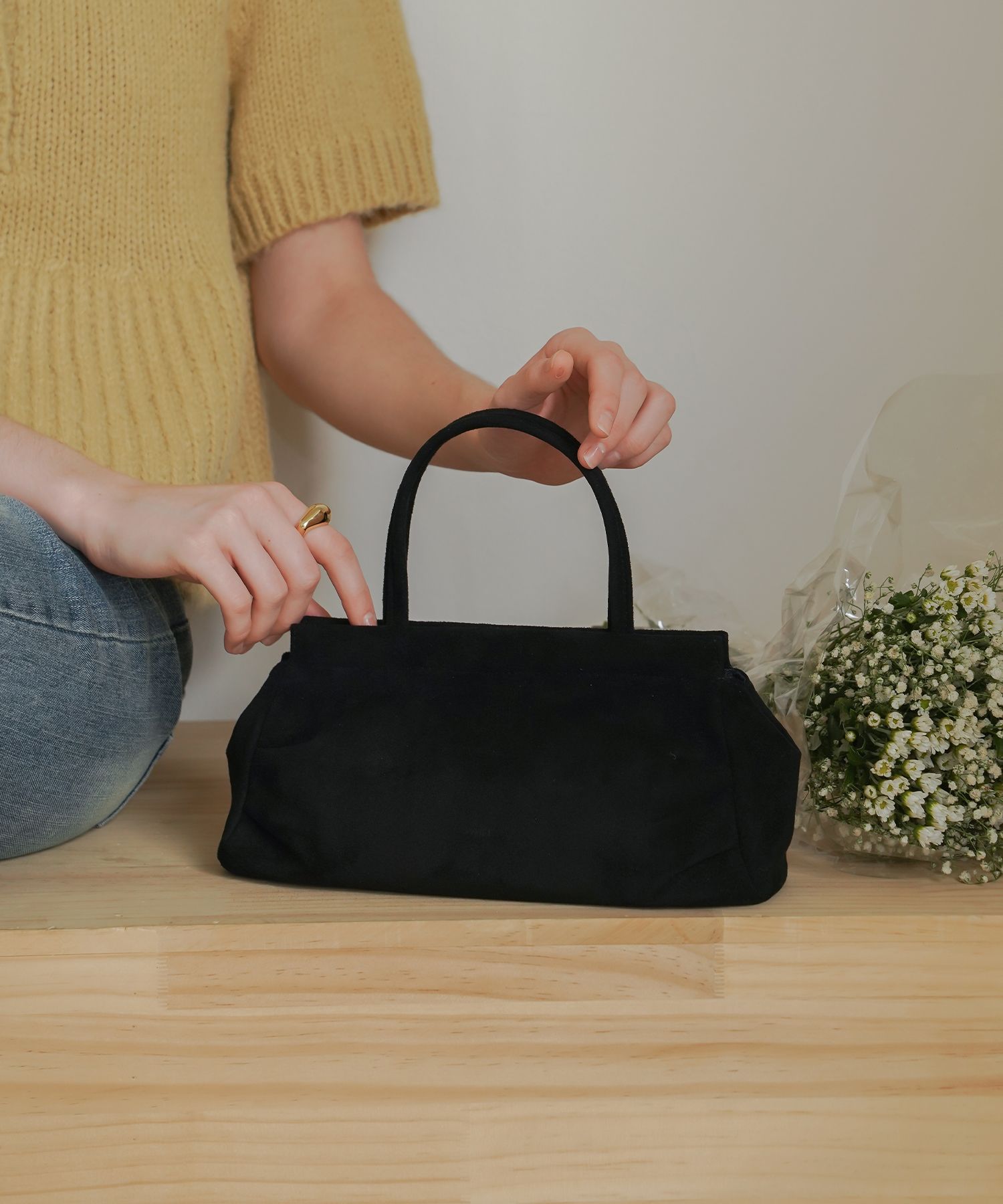 MUSINSA公式 | OVHEE モコスエードミニトートバッグ Moko Suede Mini