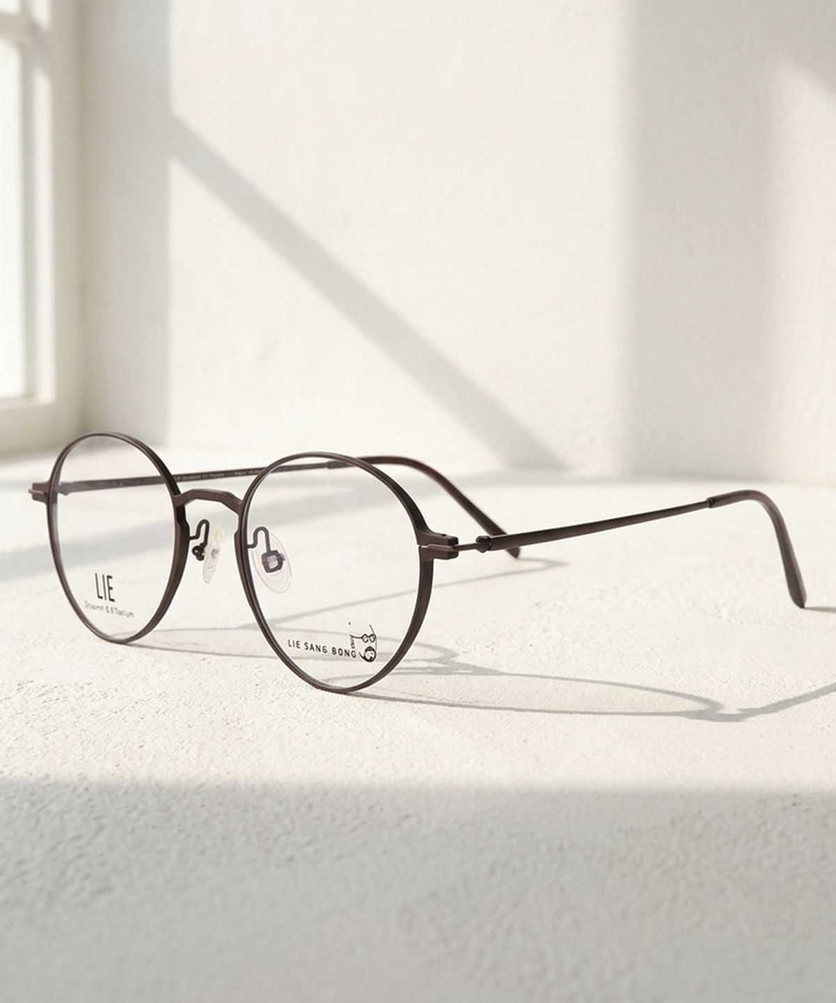 라이아이웨어(LIEEYEWEAR) DT305-002