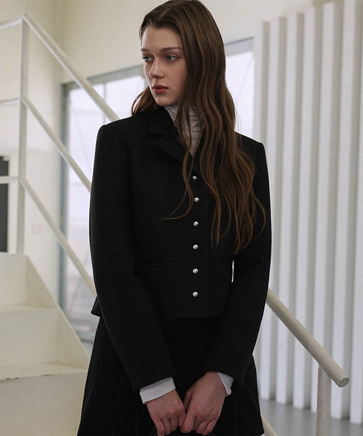 드헤베(DEHEVE) Button Point Wool Jacket [Black]