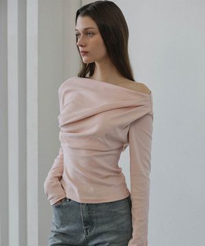 One Off-shoulder Sleeve [Pink]