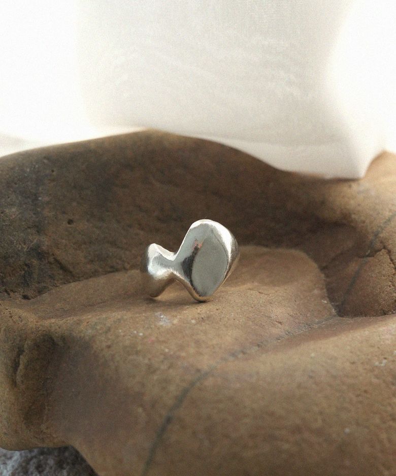 GROTTO RING 07