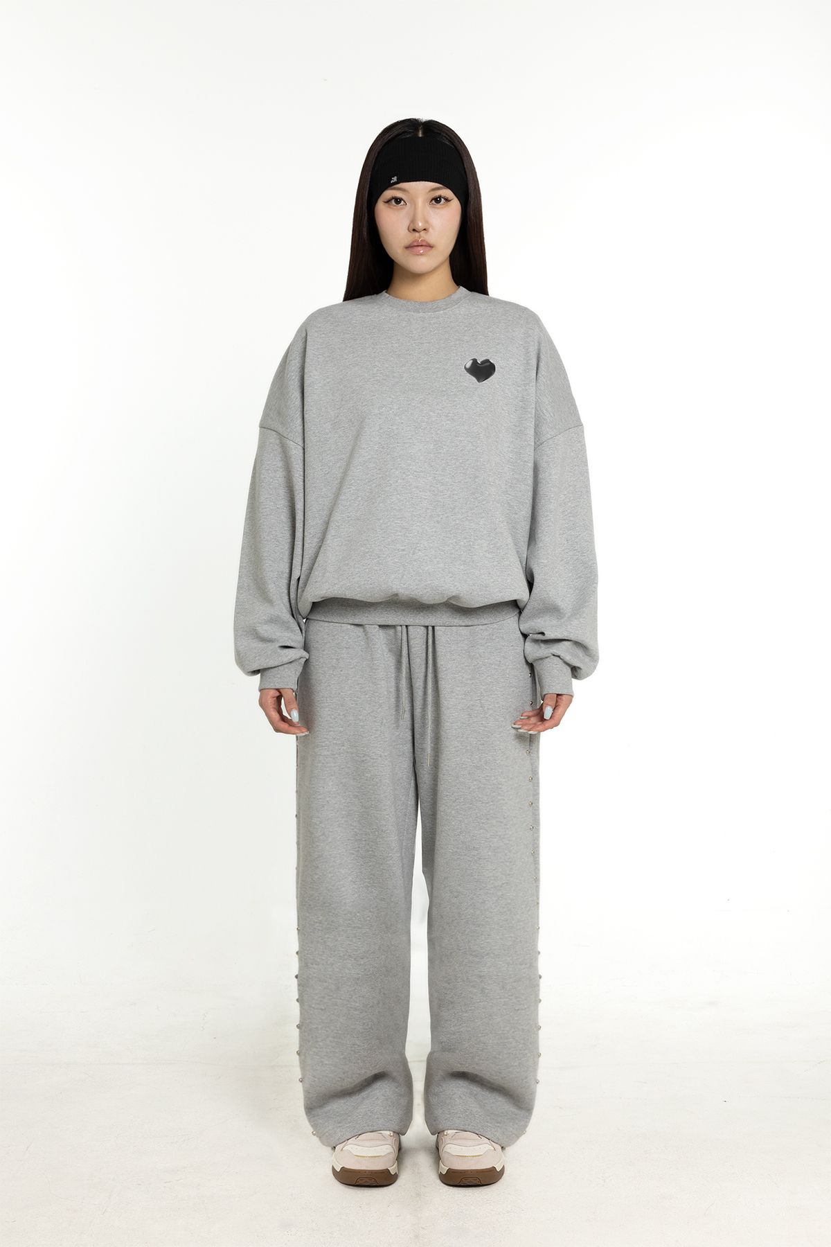 위드노쇼어(WITHNOSHORE) heartwave sweat shirts  - gray
