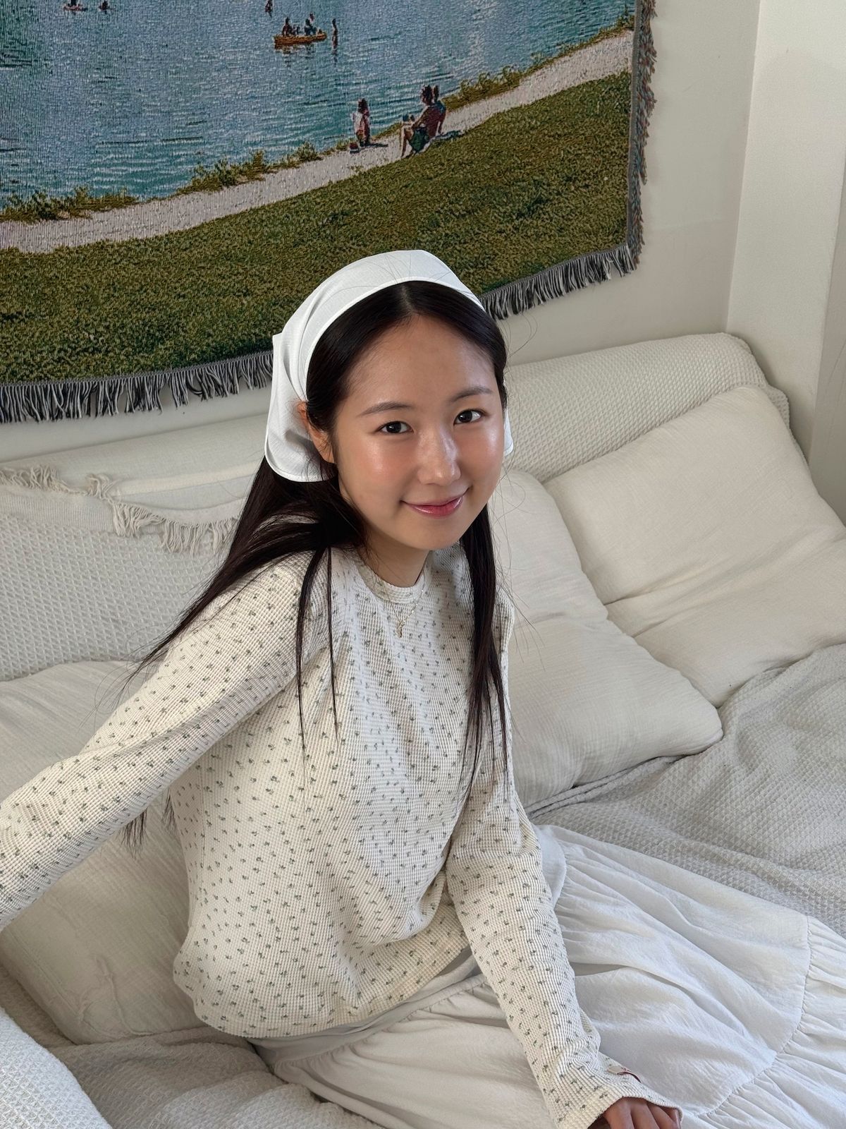 디어시스(Dearsis) FLORAL PRINTED LONG SLEEVE TEE (cream)