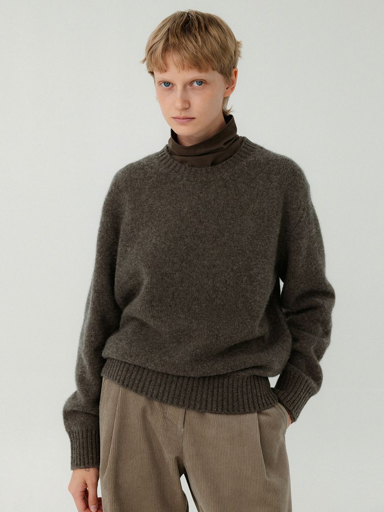 Winter Round-Neck Pull-Over_Brown