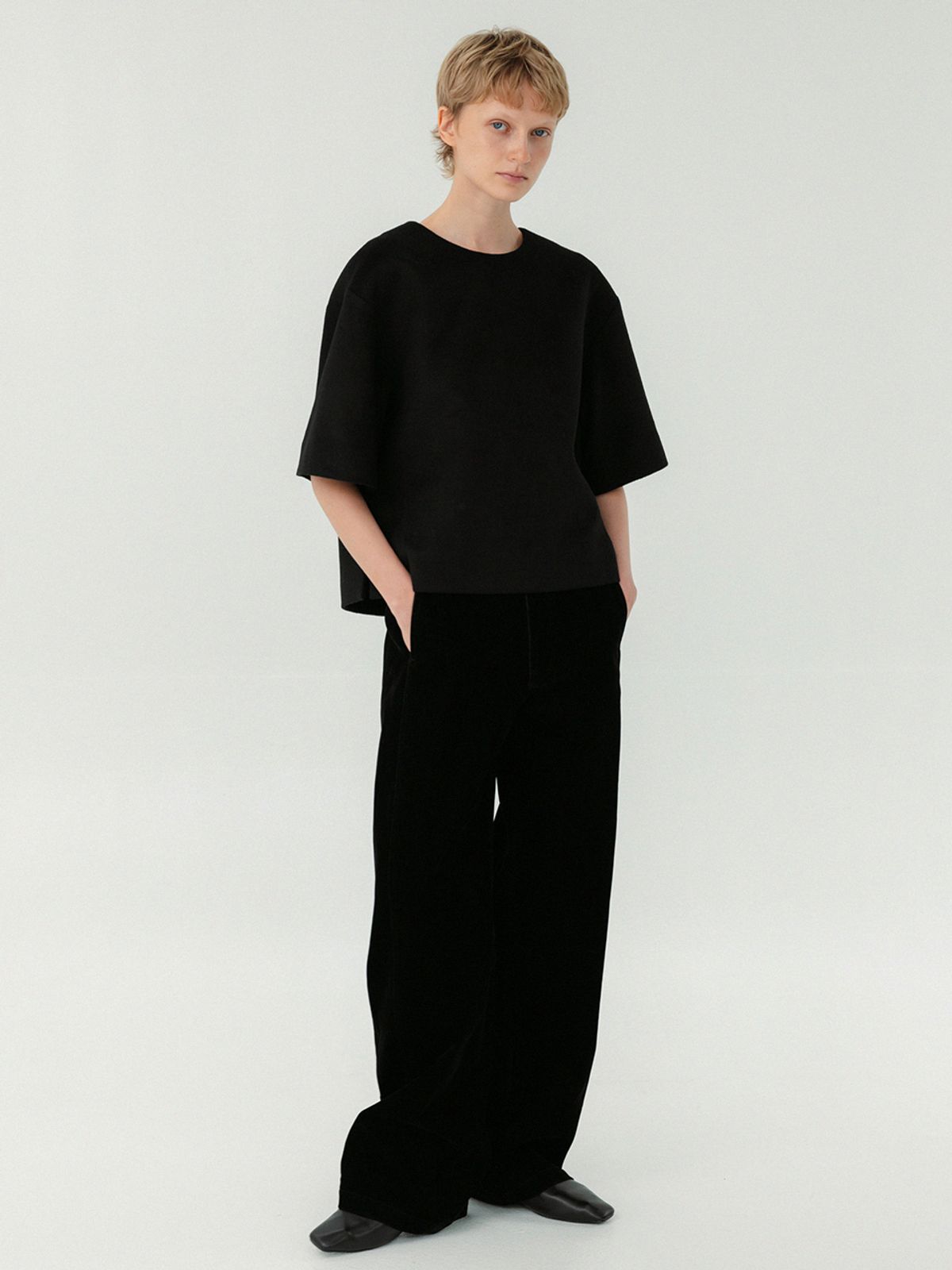 레이스(RRACE) Velvet Curved Pants_Black