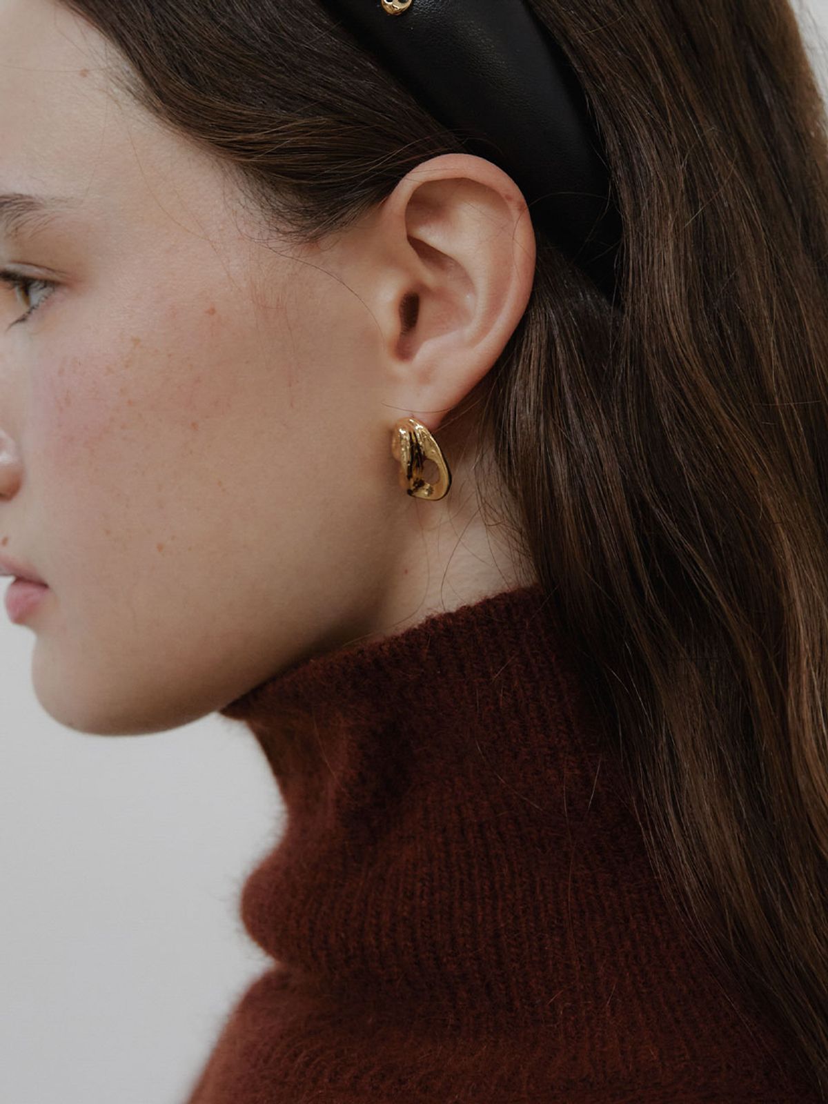 러브미몬스터(LOVE ME MONSTER) Oyster Earrings (L243MER020)