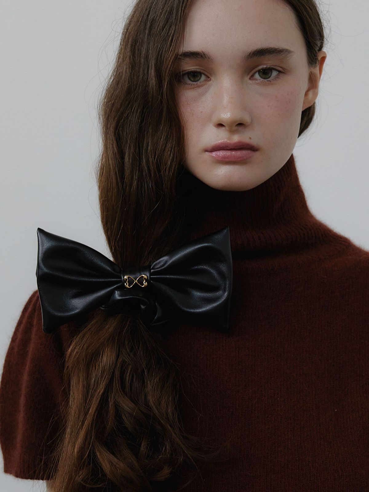 러브미몬스터(LOVE ME MONSTER) Mont Ribbon Leather Scrunchy (L243MHA020)
