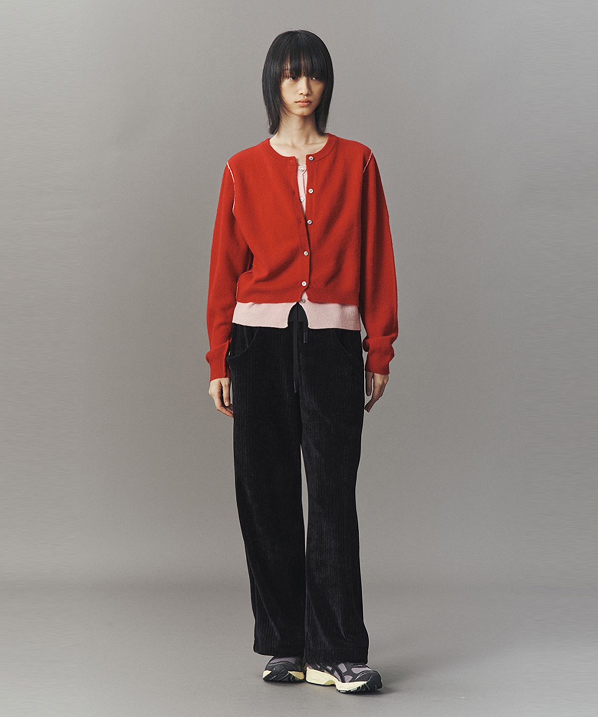 아위(AHWE) LAYERED WOOL CARDIGAN_RED