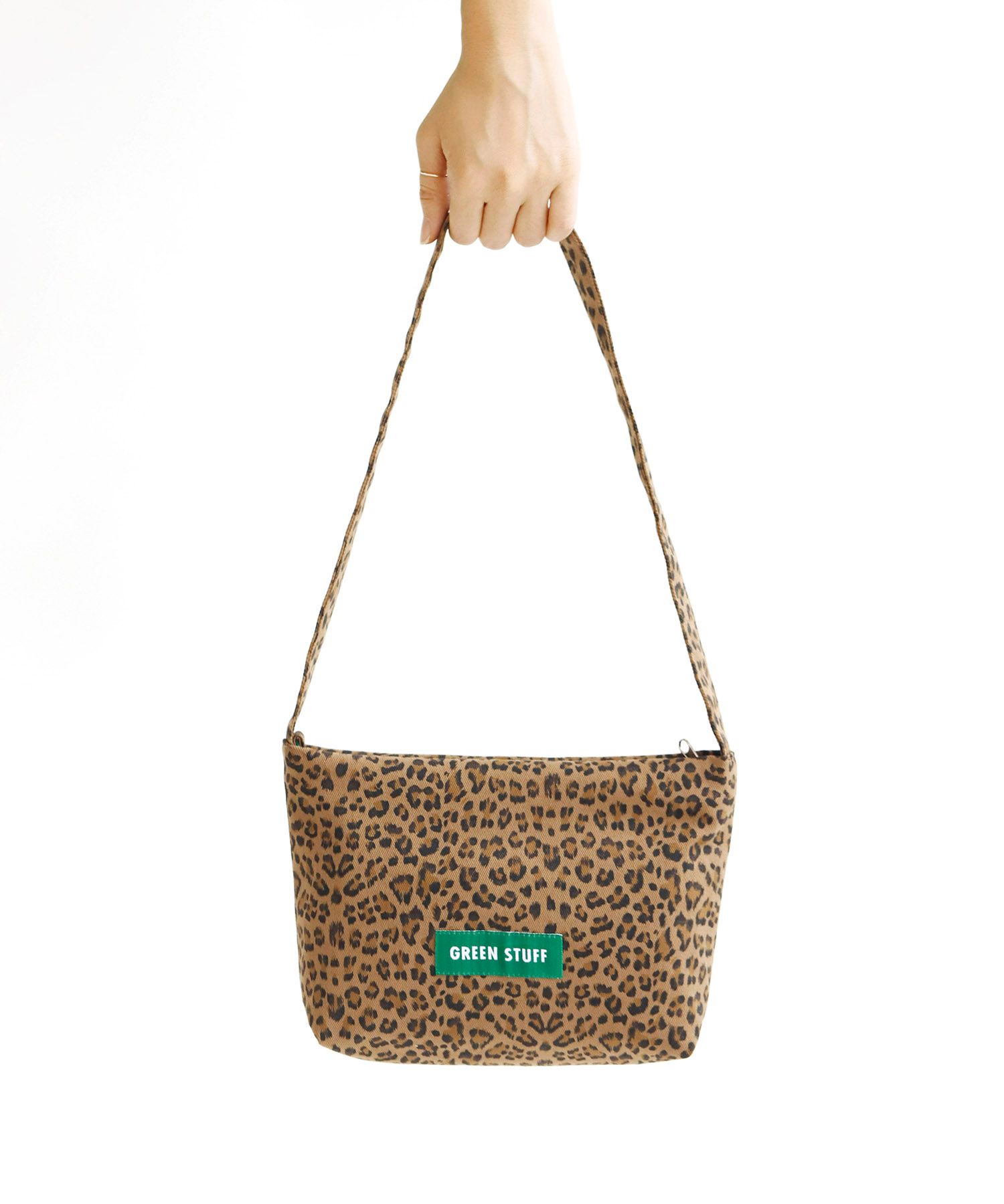 ショルダーバッグ・ポシェット GREEN STUFF Lip zipper mini bag Z1 leopard print green MUSINSA | GREEN STUFF lip mini bag Z1 - leopard brown