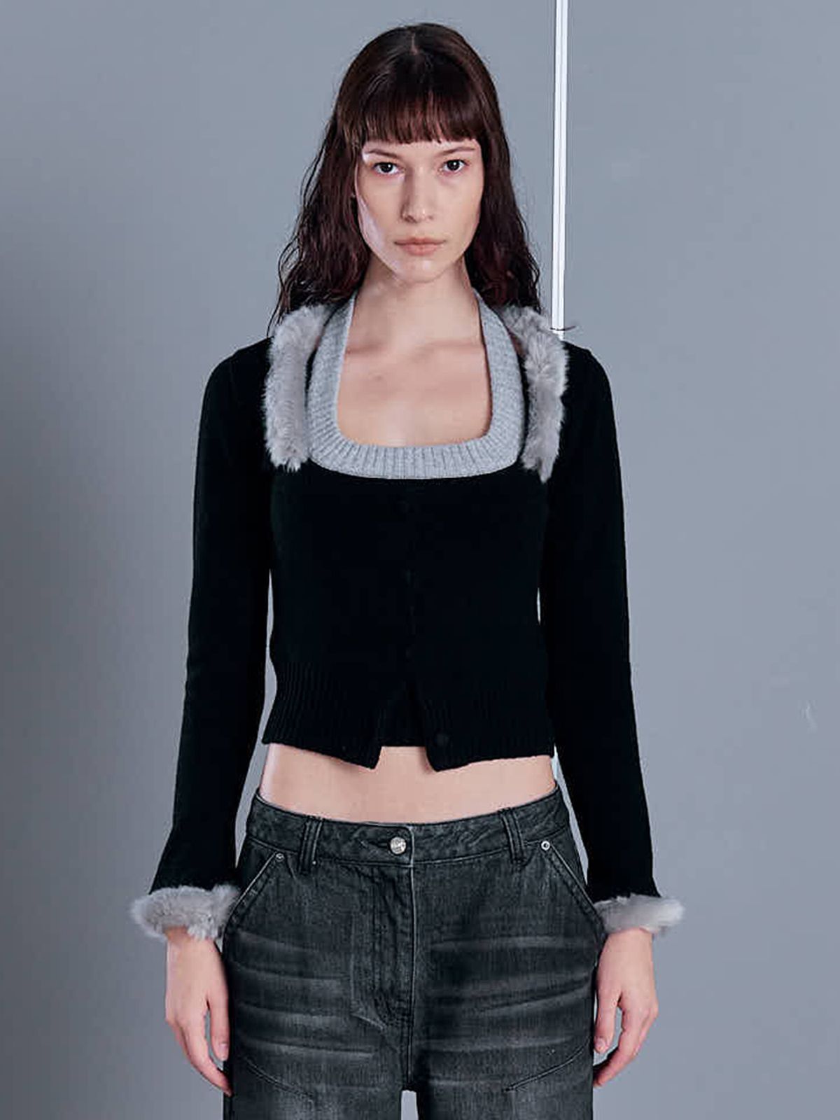2000아카이브스(2000ARCHIVES) FUR TRIMMED KNIT CD & HALTER TOP (2 PIECES) (BLACK)