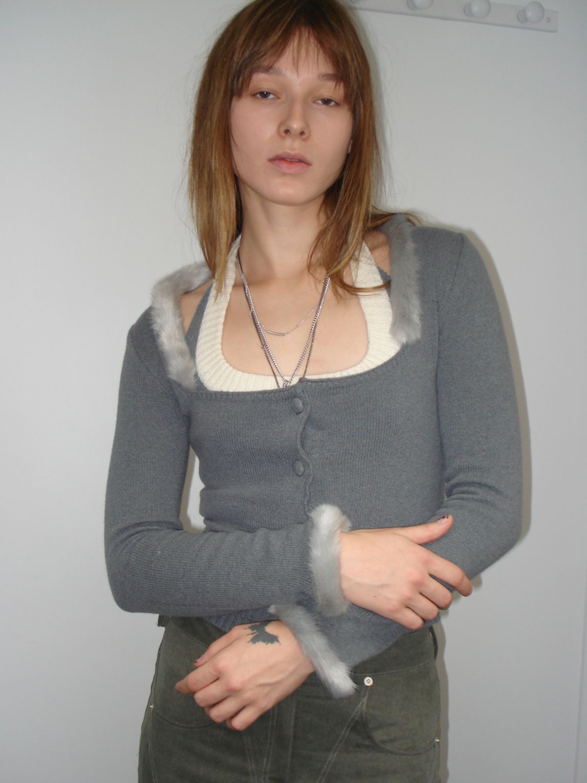 2000아카이브스(2000ARCHIVES) FUR TRIMMED KNIT CD & HALTER TOP (2 PIECES) (CHARCOAL)