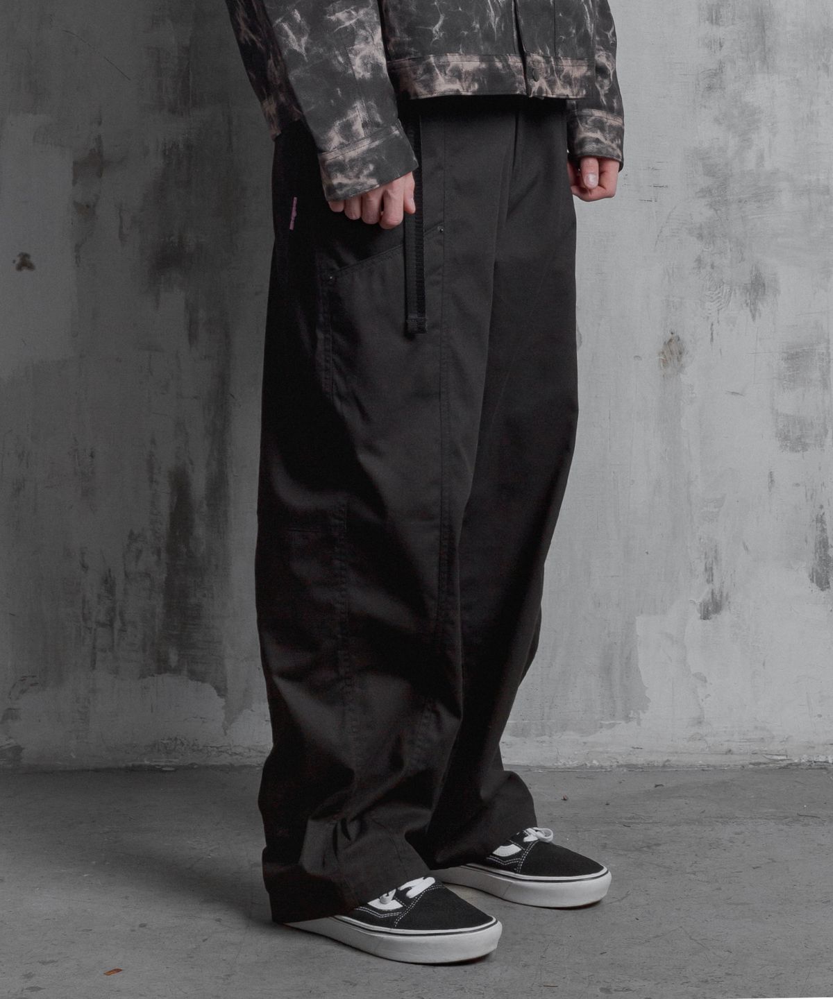 슈브토(SHVTO) Skate double pocket pants